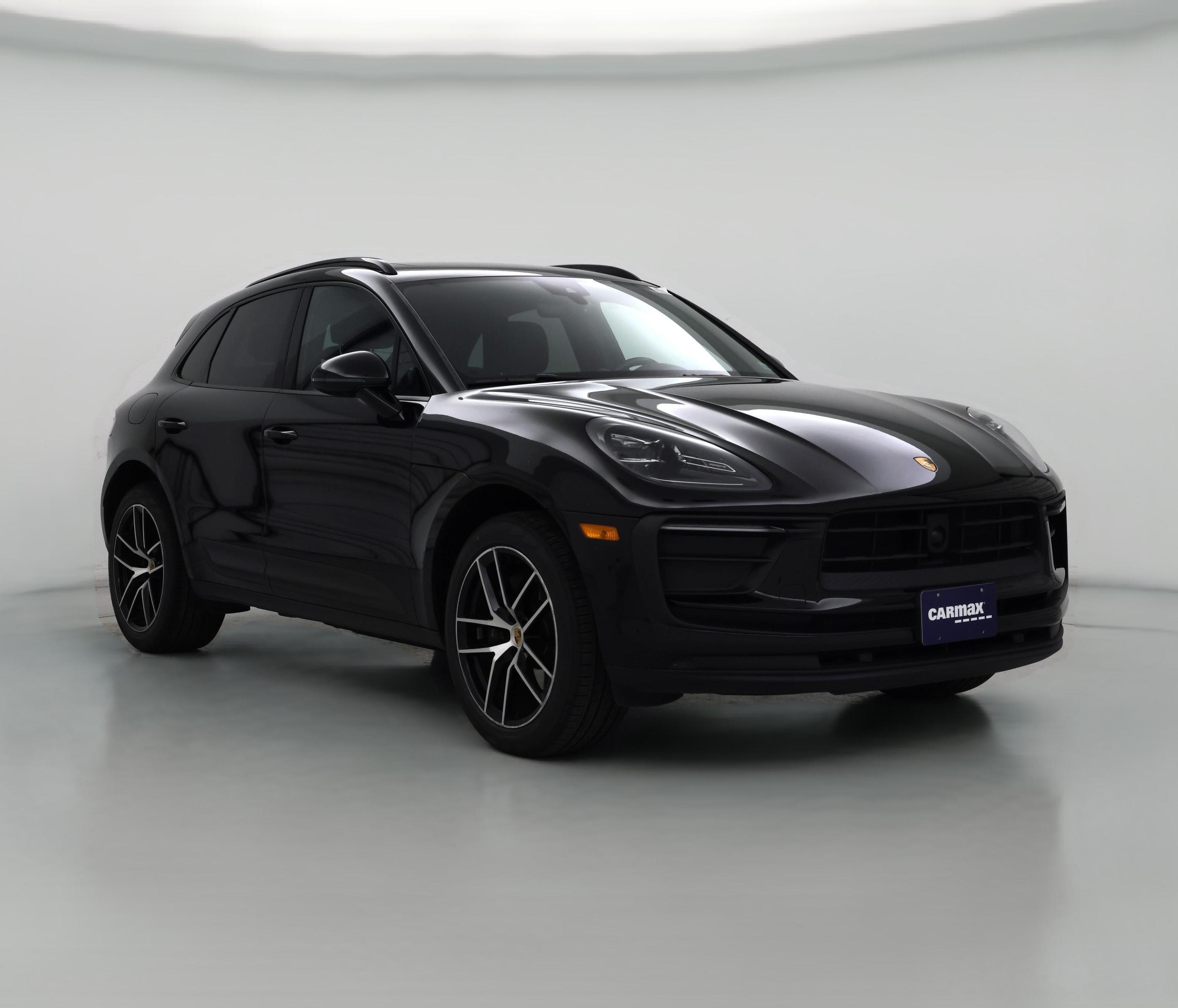 Thumbnail: 2023 Porsche Macan - 1