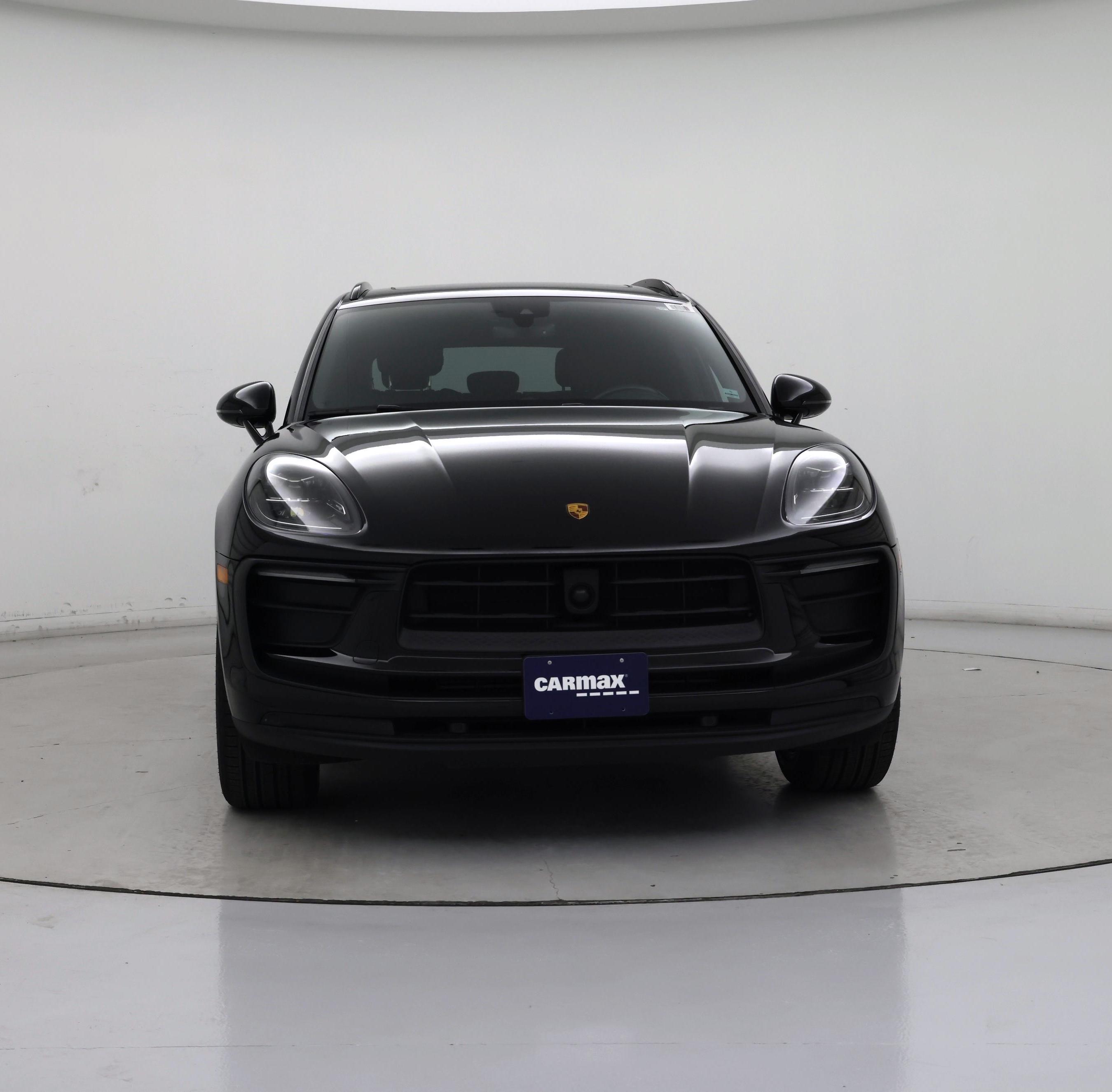 Thumbnail: 2023 Porsche Macan - 5