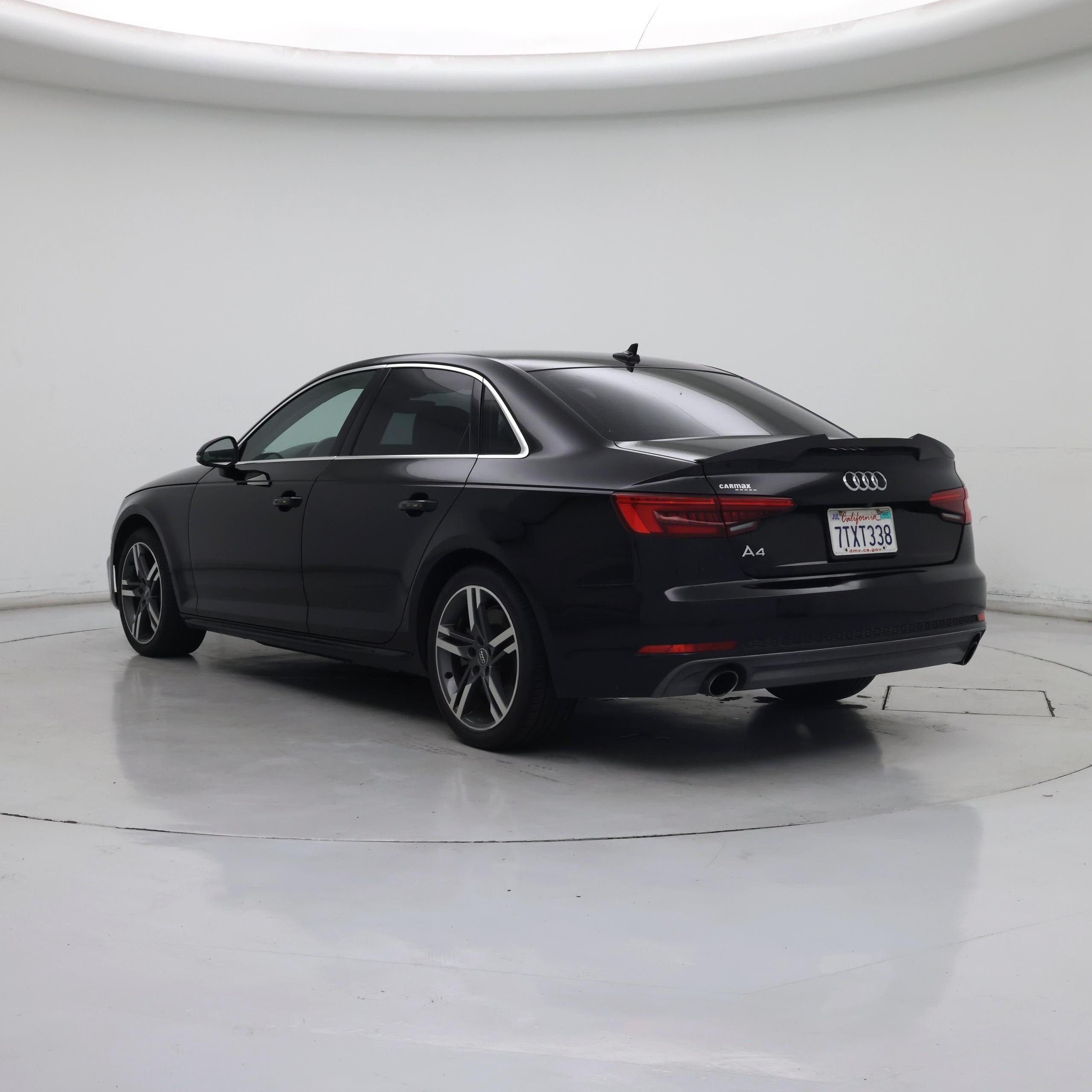 Thumbnail: 2017 Audi A4 - 2