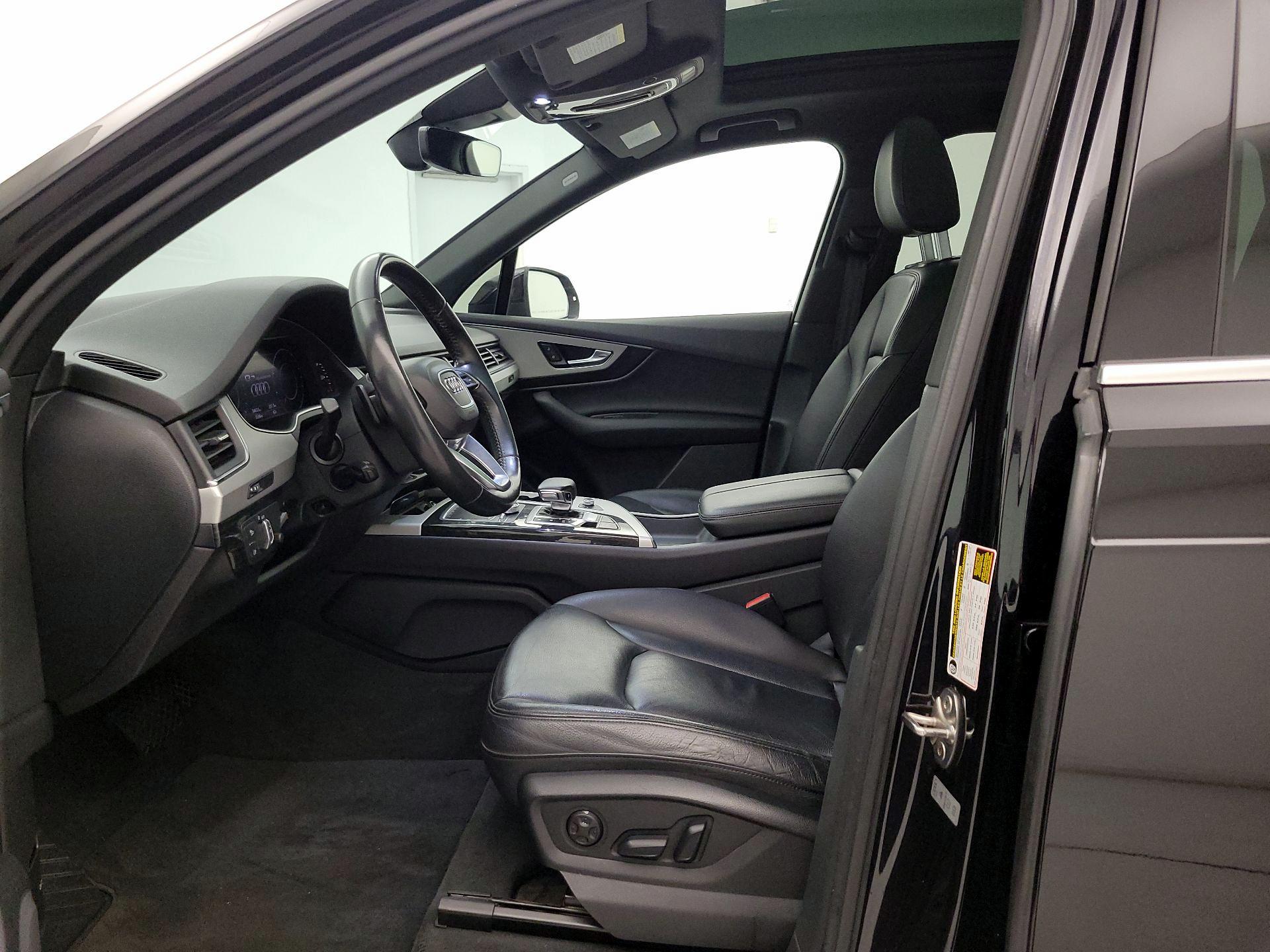 Thumbnail: 2019 Audi Q7 - 11
