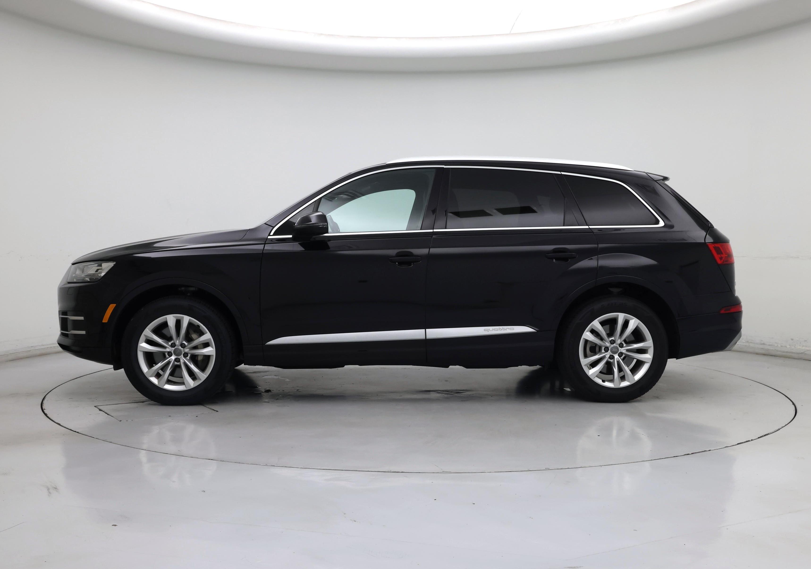 Thumbnail: 2019 Audi Q7 - 3