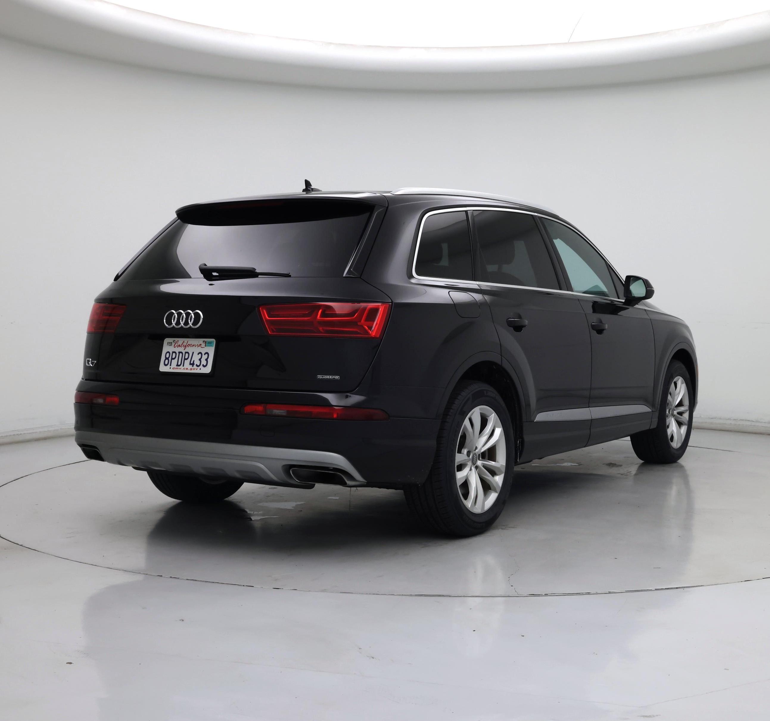 Thumbnail: 2019 Audi Q7 - 8