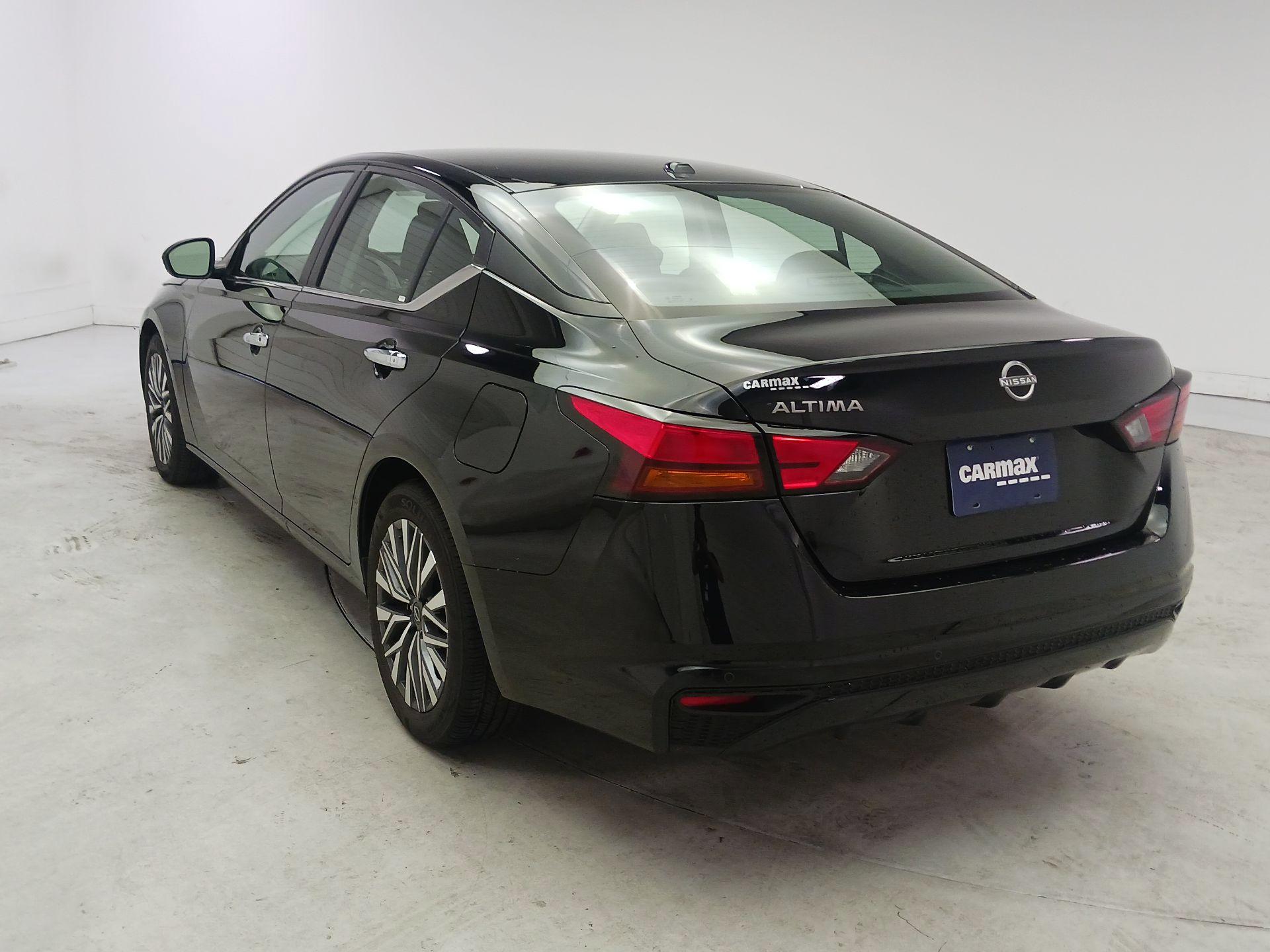 Thumbnail: 2025 Nissan Altima - 7