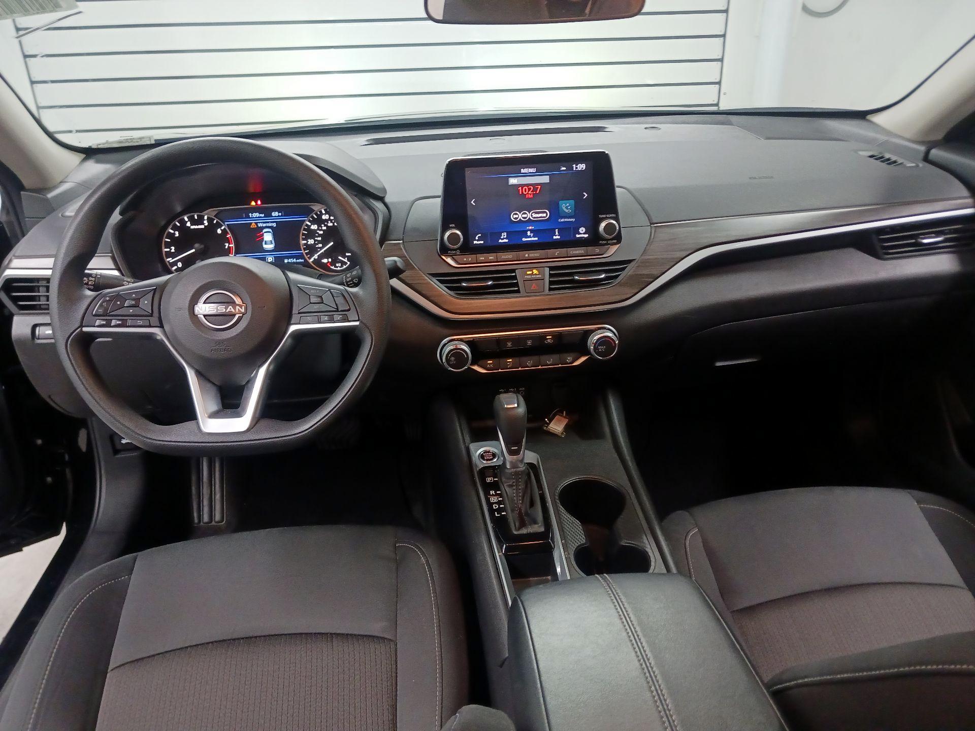 Thumbnail: 2025 Nissan Altima - 8