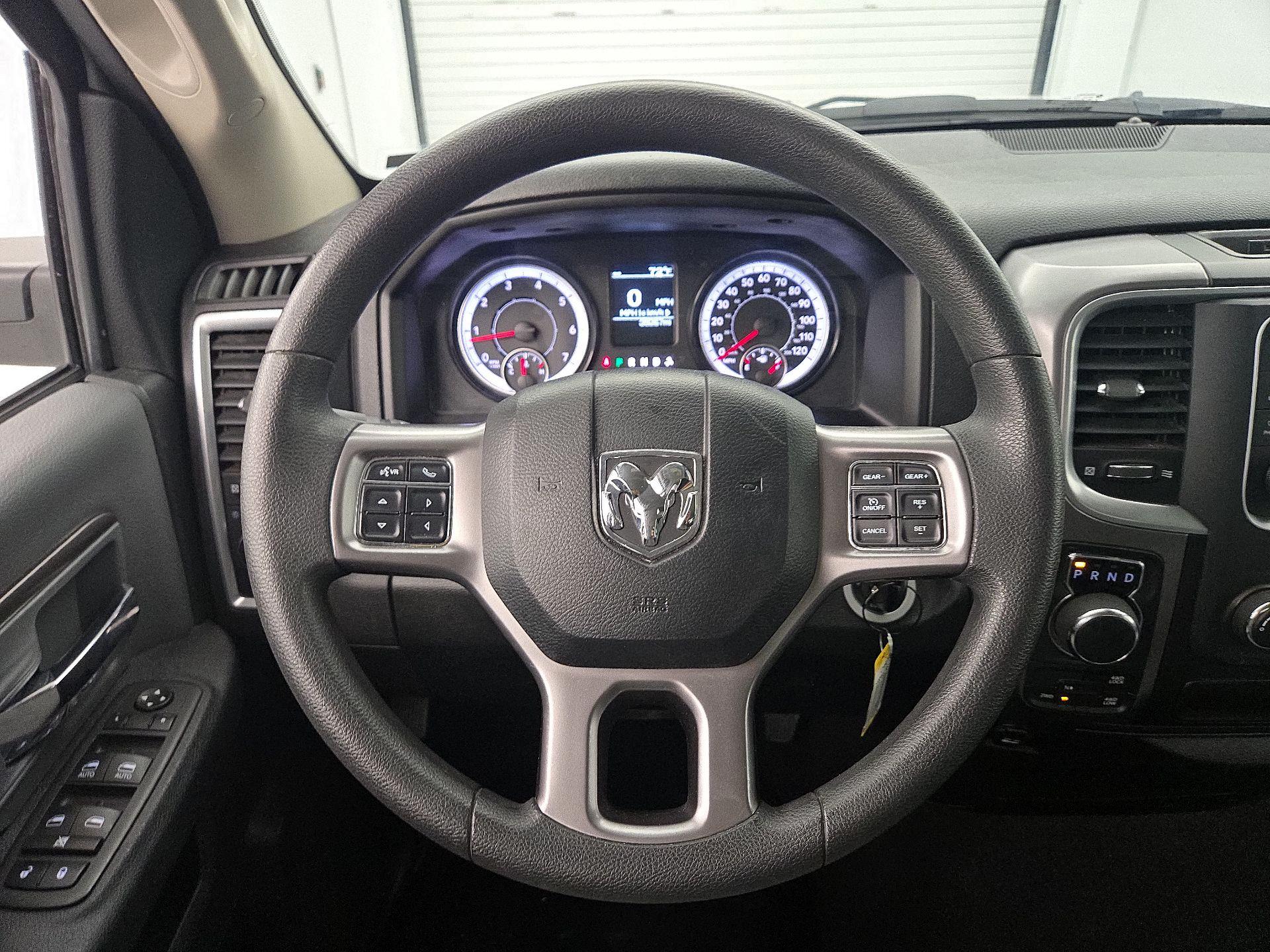 Thumbnail: 2024 RAM 1500 Classic - 10
