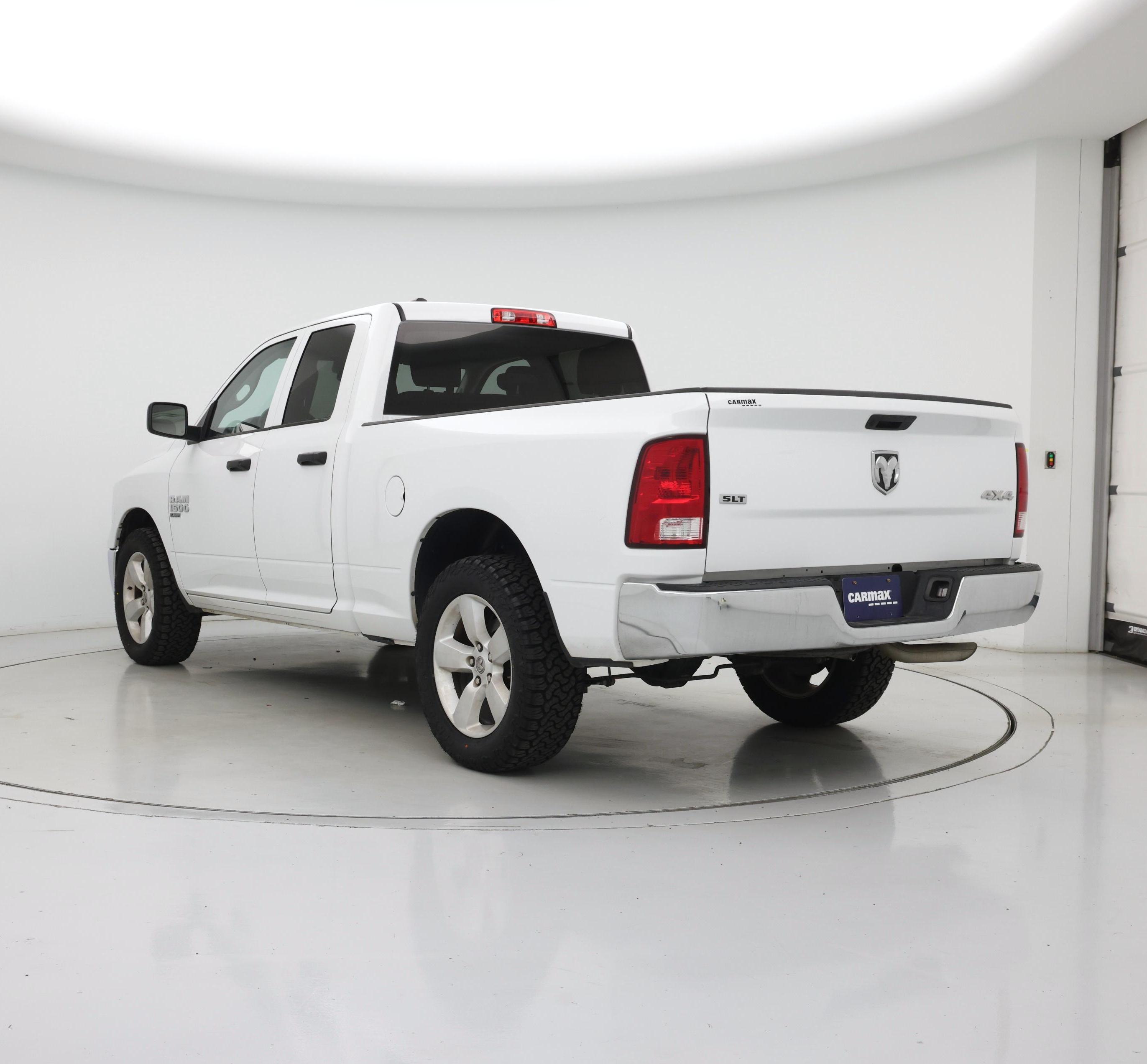 Thumbnail: 2024 RAM 1500 Classic - 2