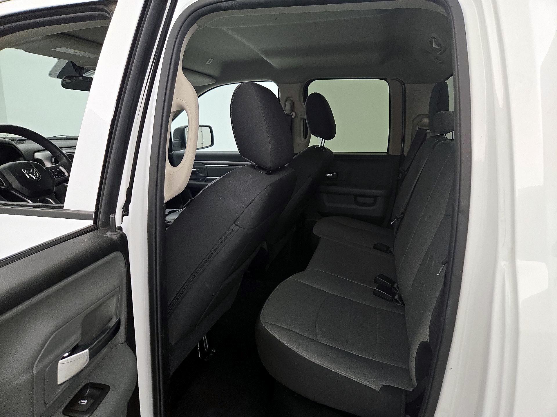 Thumbnail: 2024 RAM 1500 Classic - 19