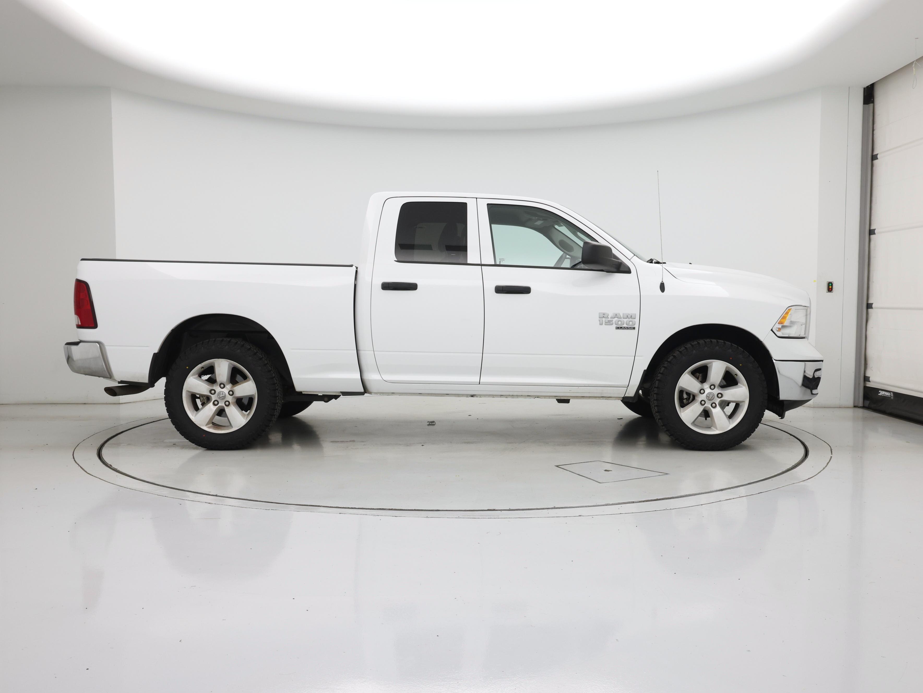 Thumbnail: 2024 RAM 1500 Classic - 7