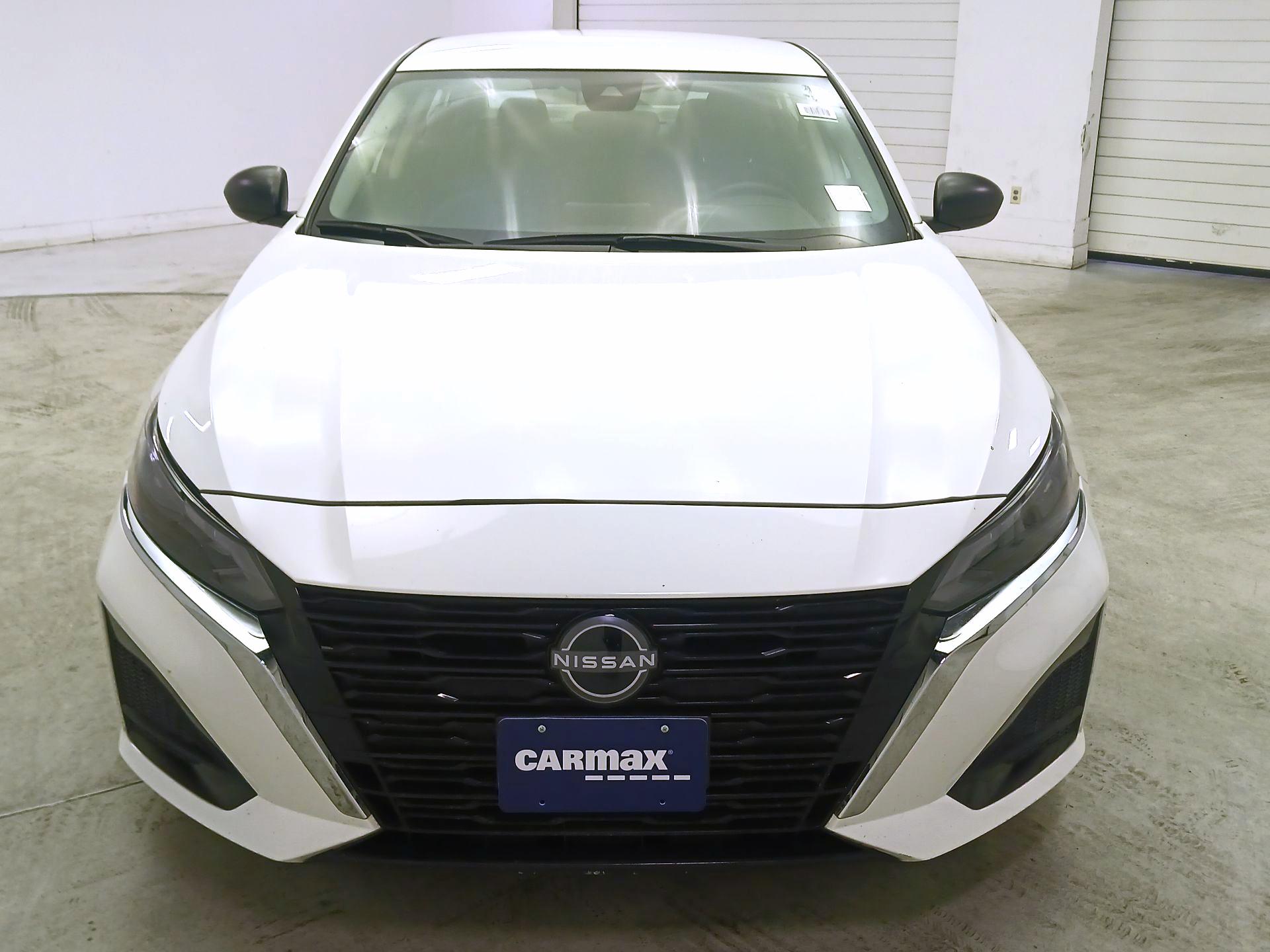Thumbnail: 2025 Nissan Altima - 2