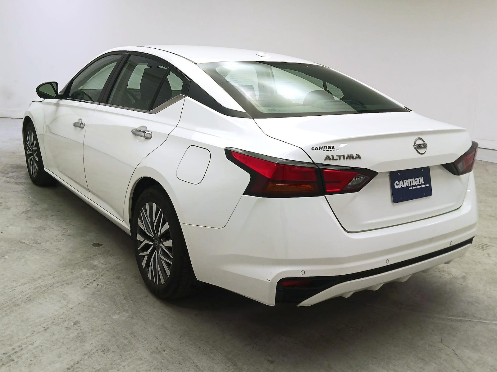 2025 Nissan Altima SV - Photo 7