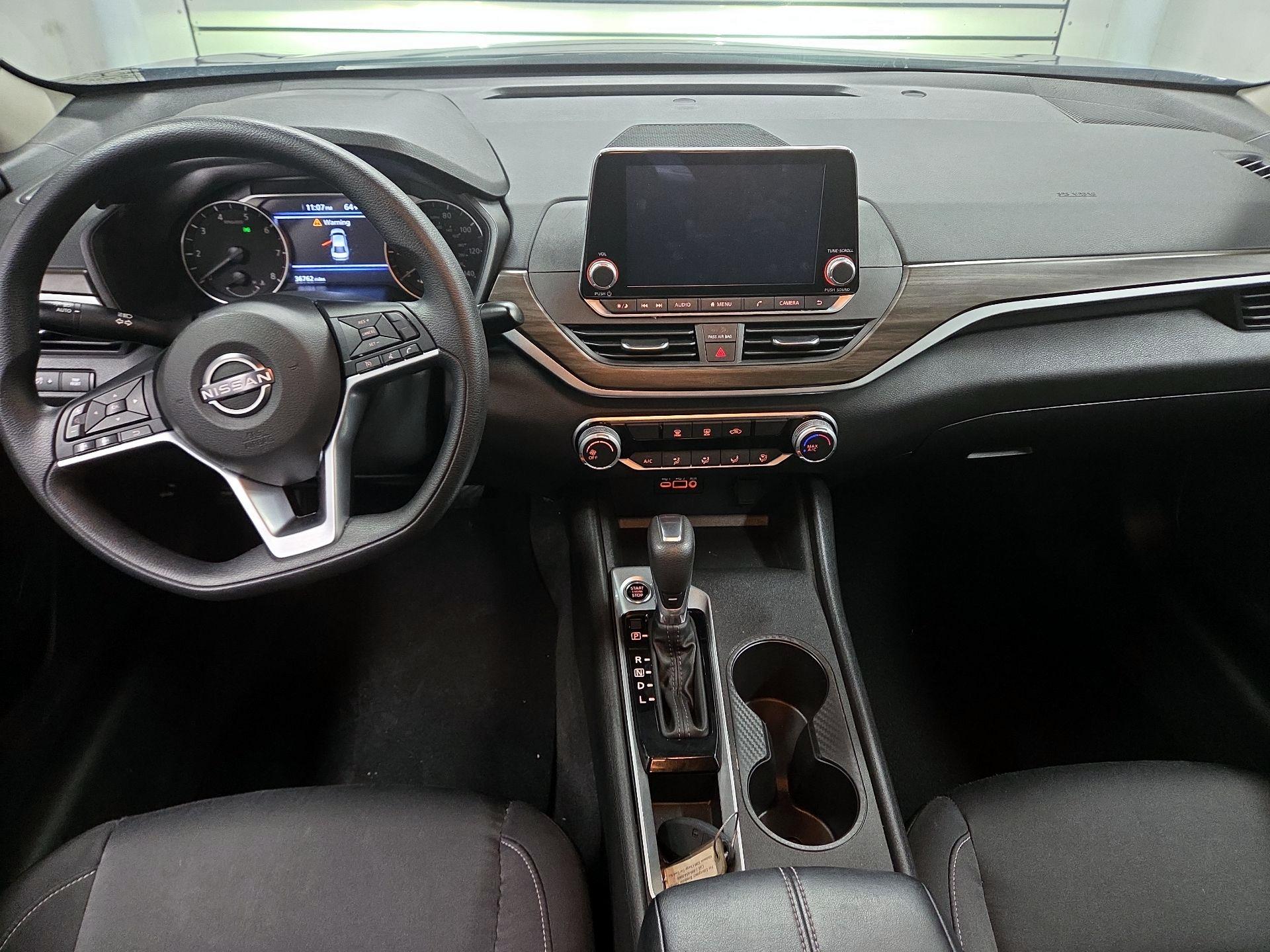 Thumbnail: 2025 Nissan Altima - 8