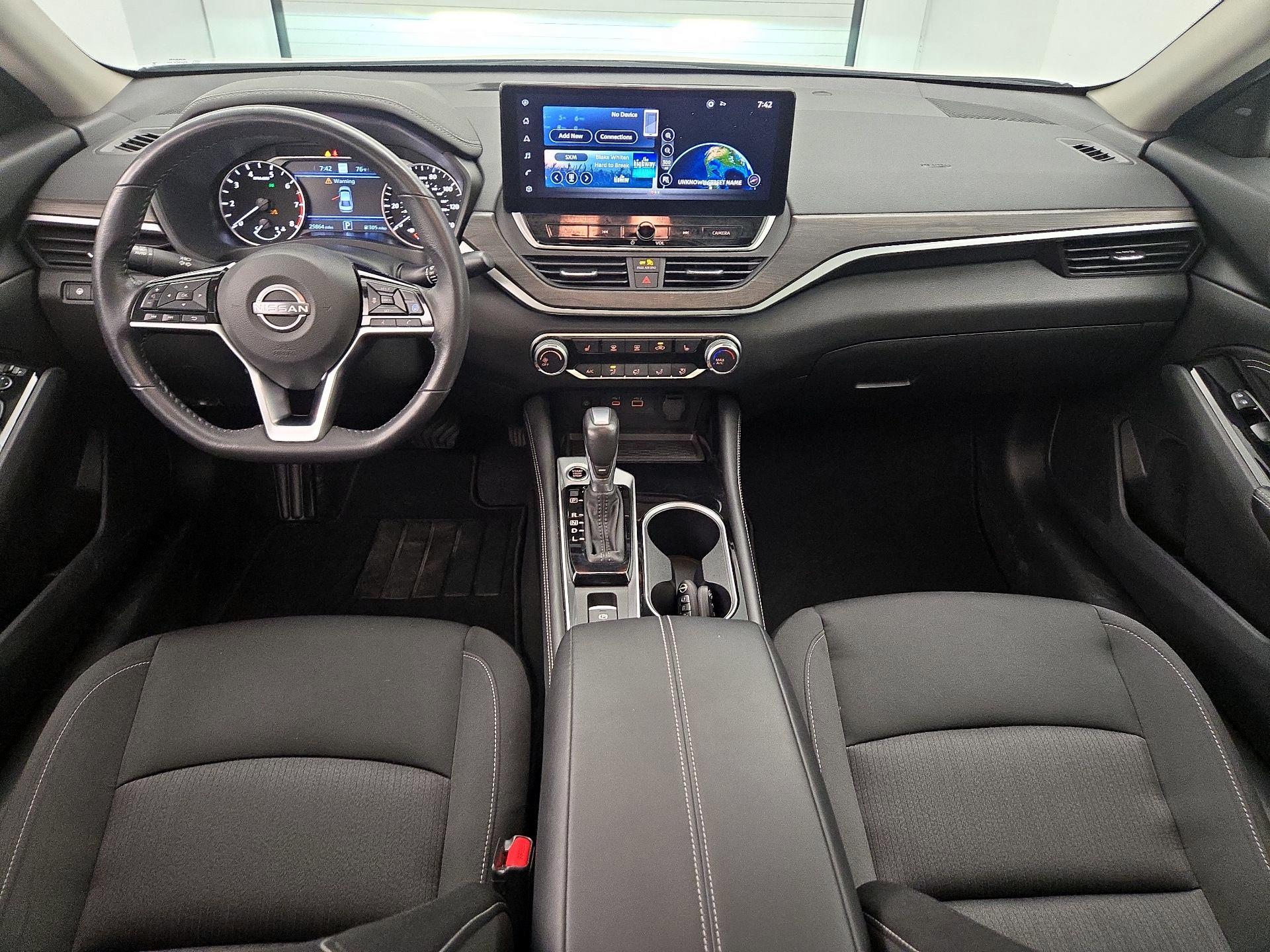 Thumbnail: 2023 Nissan Altima - 9