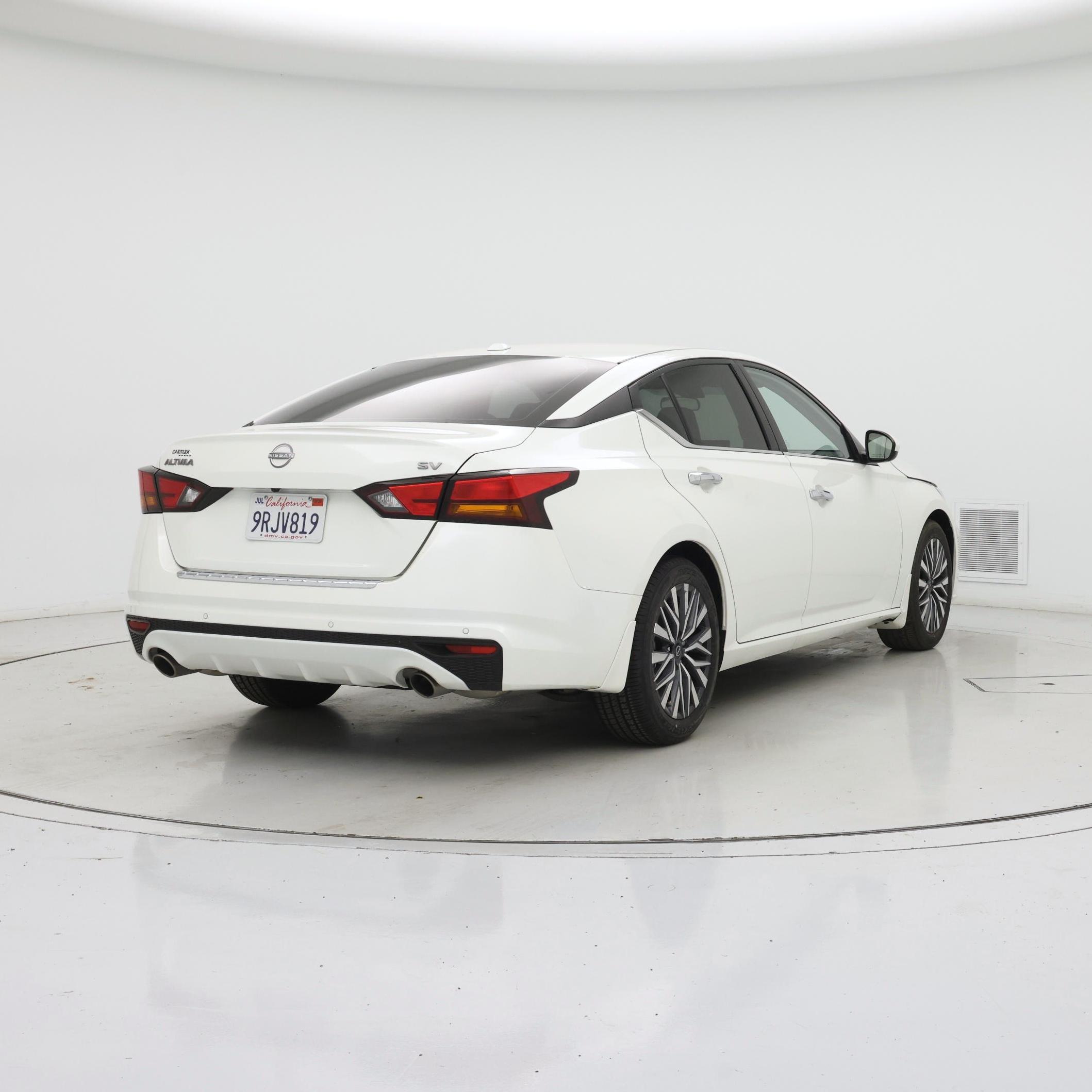 Thumbnail: 2023 Nissan Altima - 8