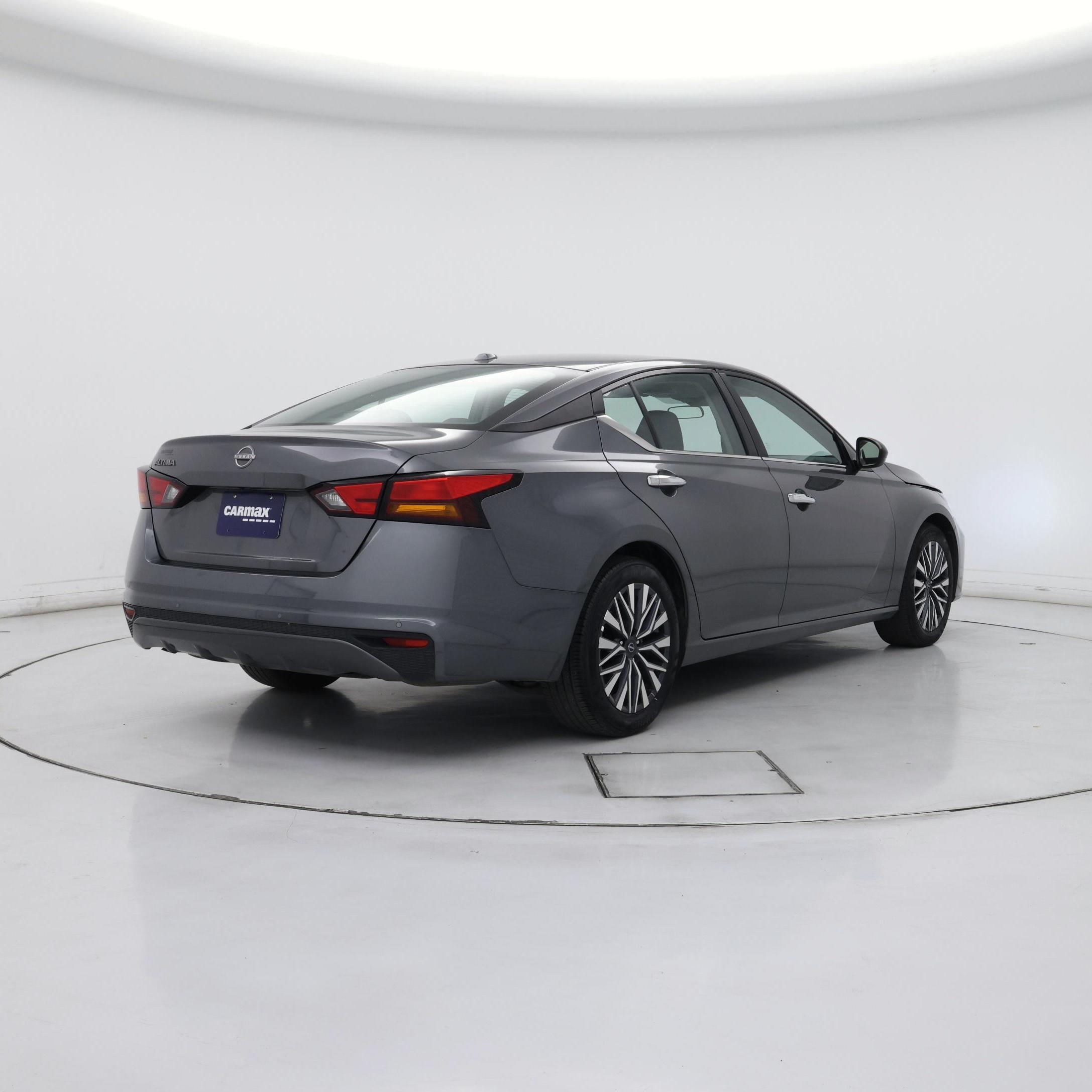 Thumbnail: 2025 Nissan Altima - 8