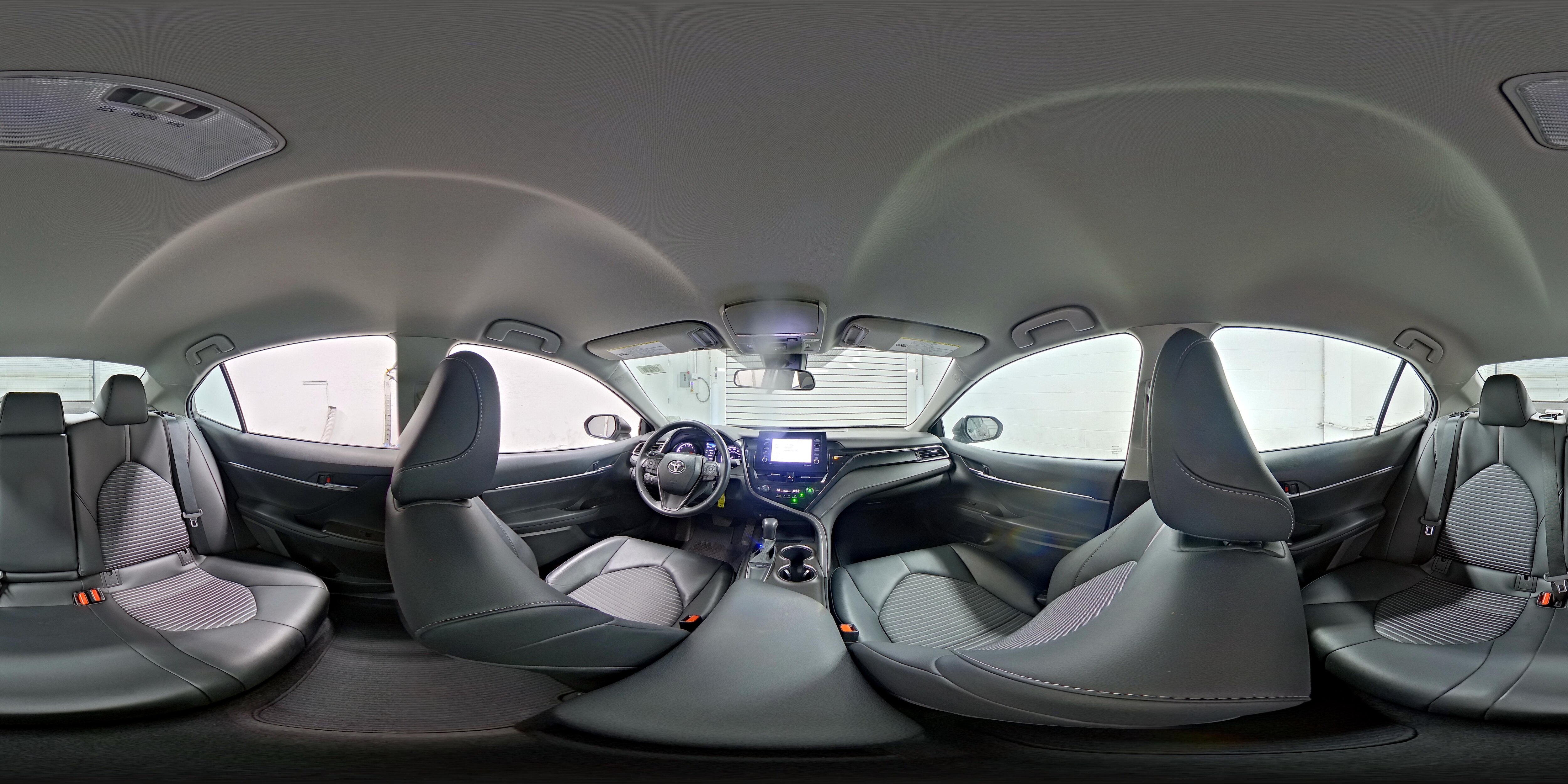 2023 Toyota Camry SE - Photo 23