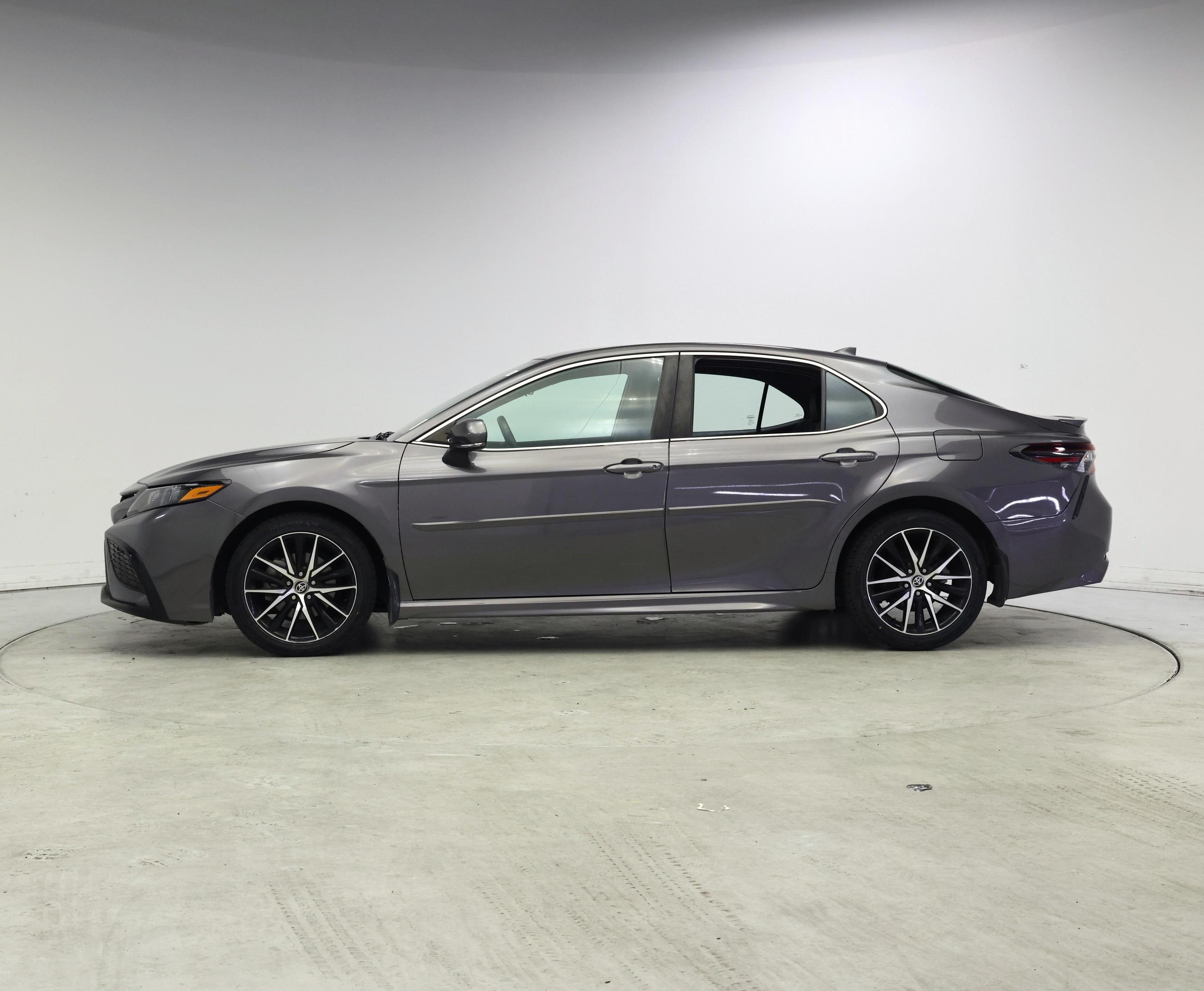 Thumbnail: 2023 Toyota Camry - 3