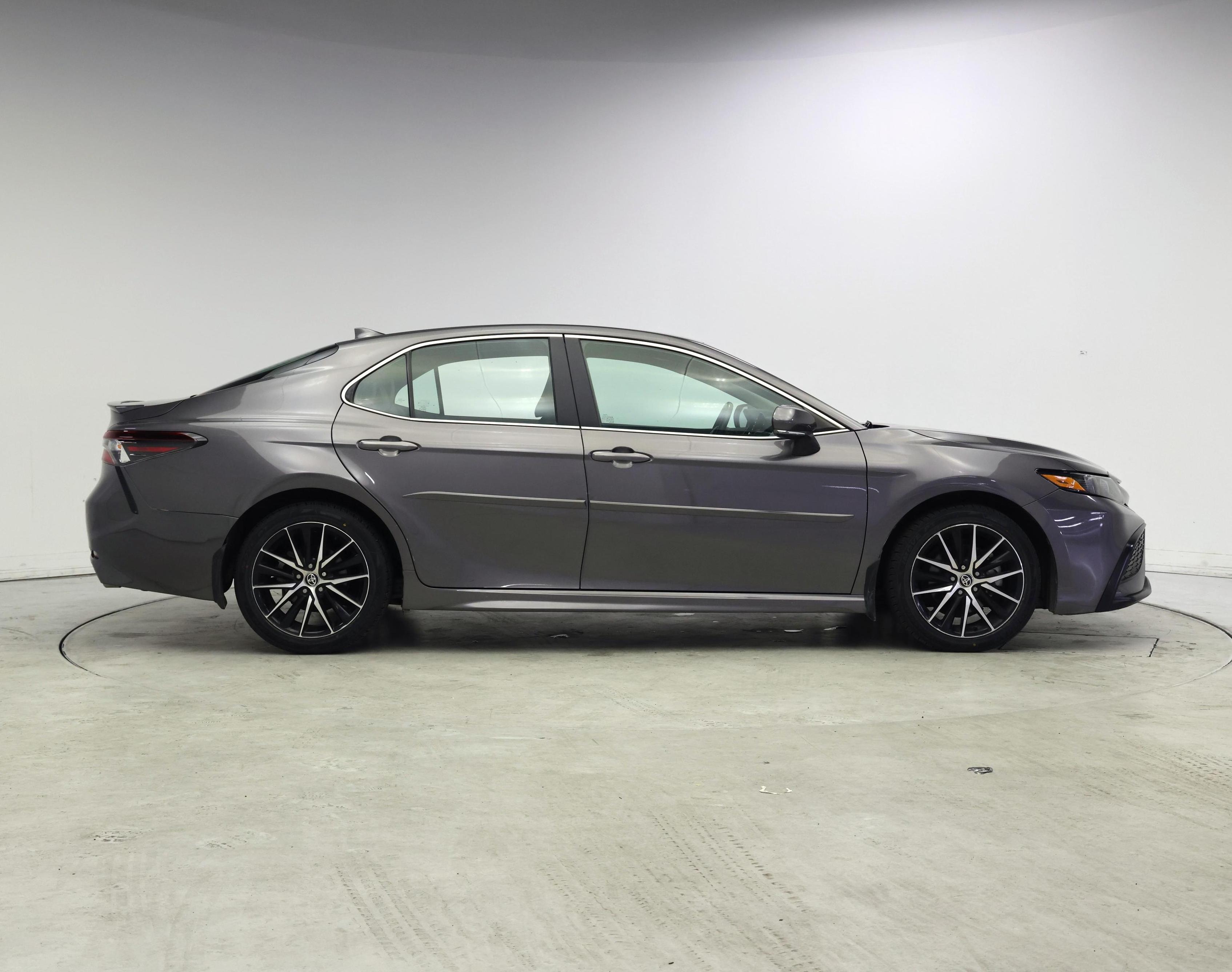 Thumbnail: 2023 Toyota Camry - 7
