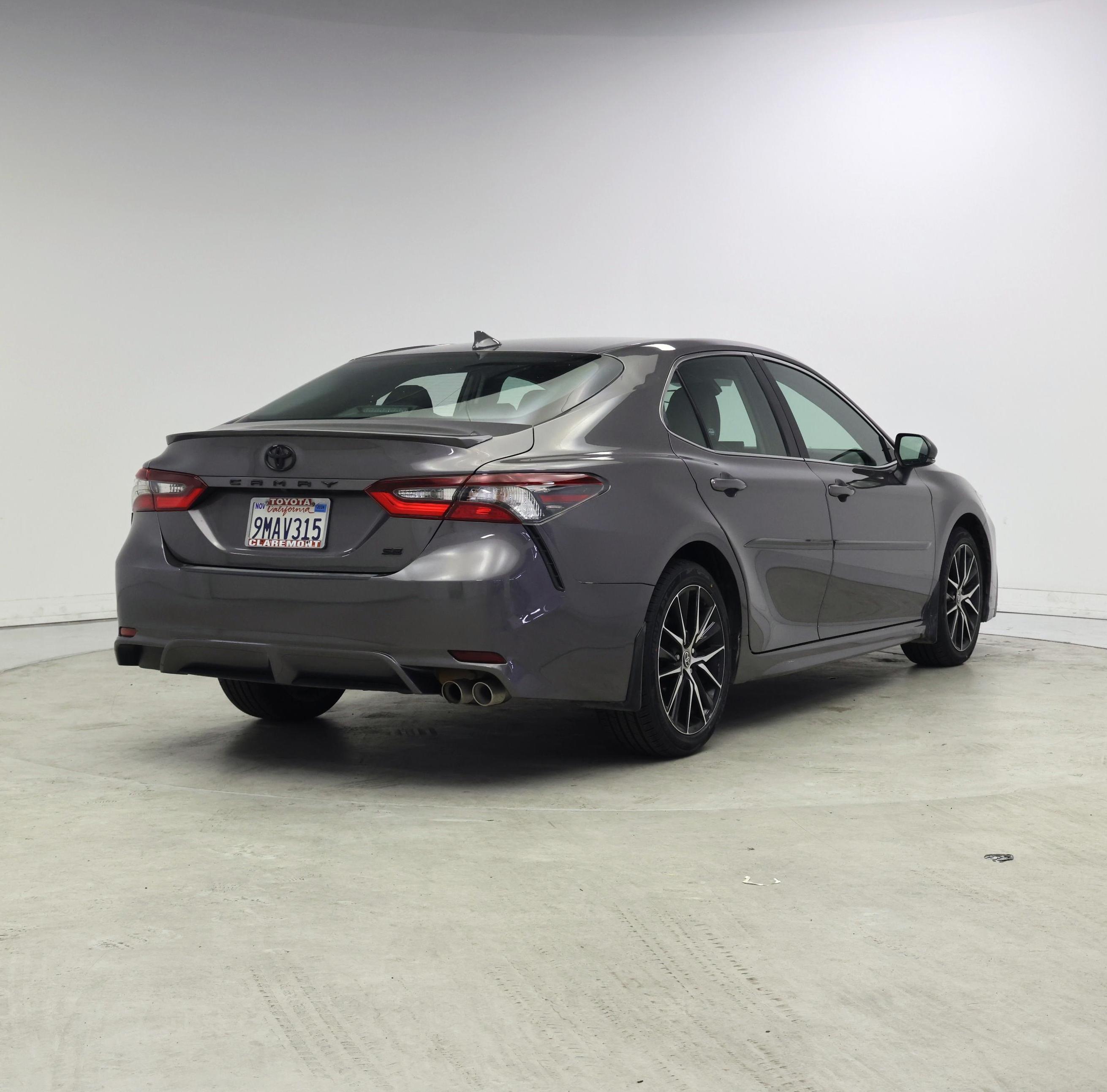 Thumbnail: 2023 Toyota Camry - 8