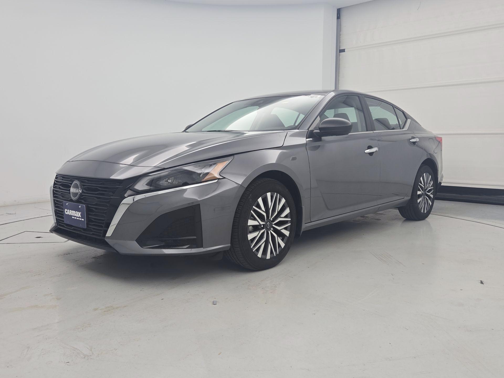 Thumbnail: 2024 Nissan Altima - 3