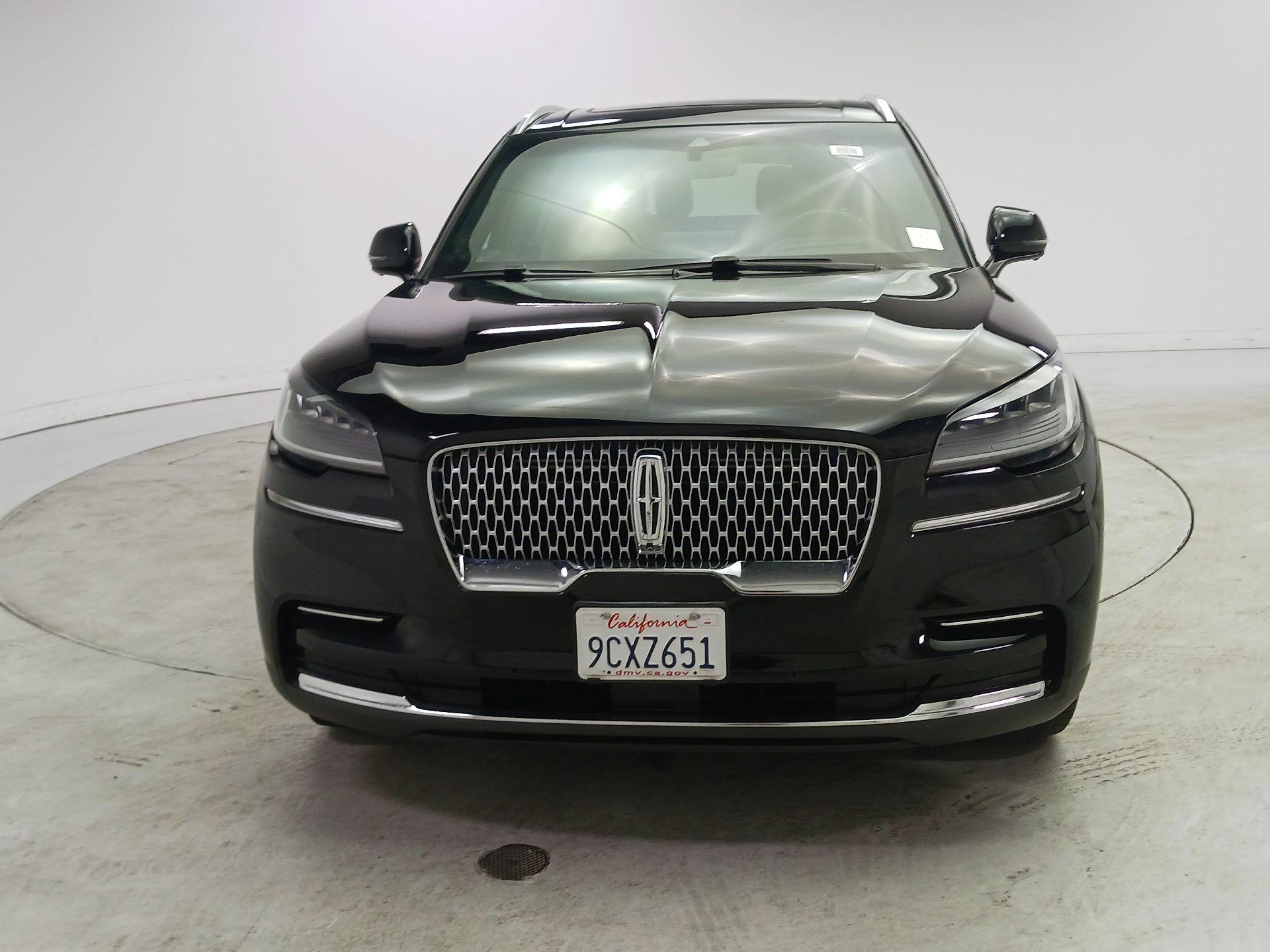 Thumbnail: 2022 Lincoln Aviator - 2