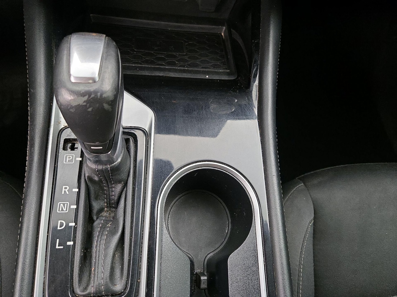 2024 Nissan Altima SV - Photo 17