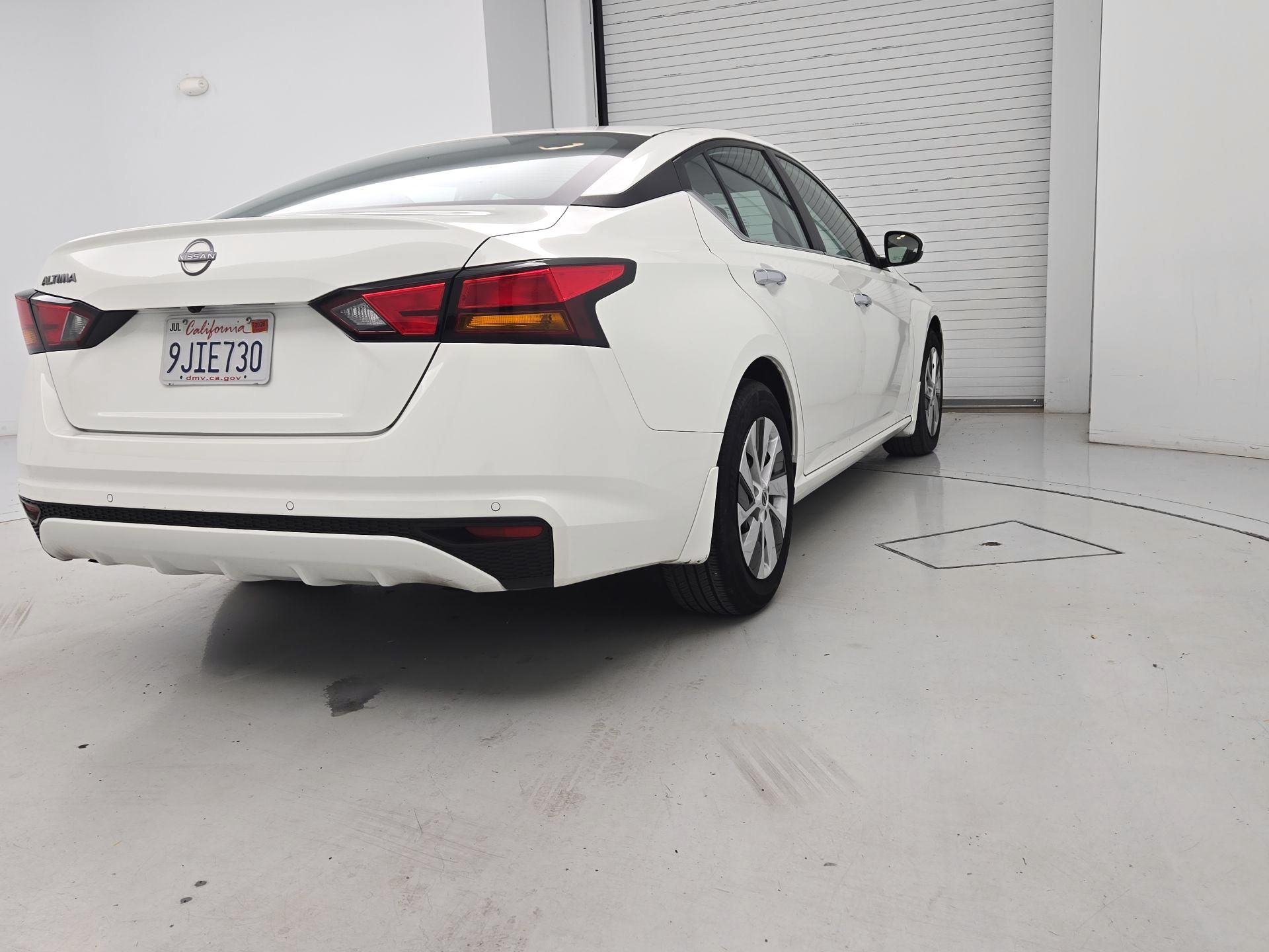 Thumbnail: 2023 Nissan Altima - 5