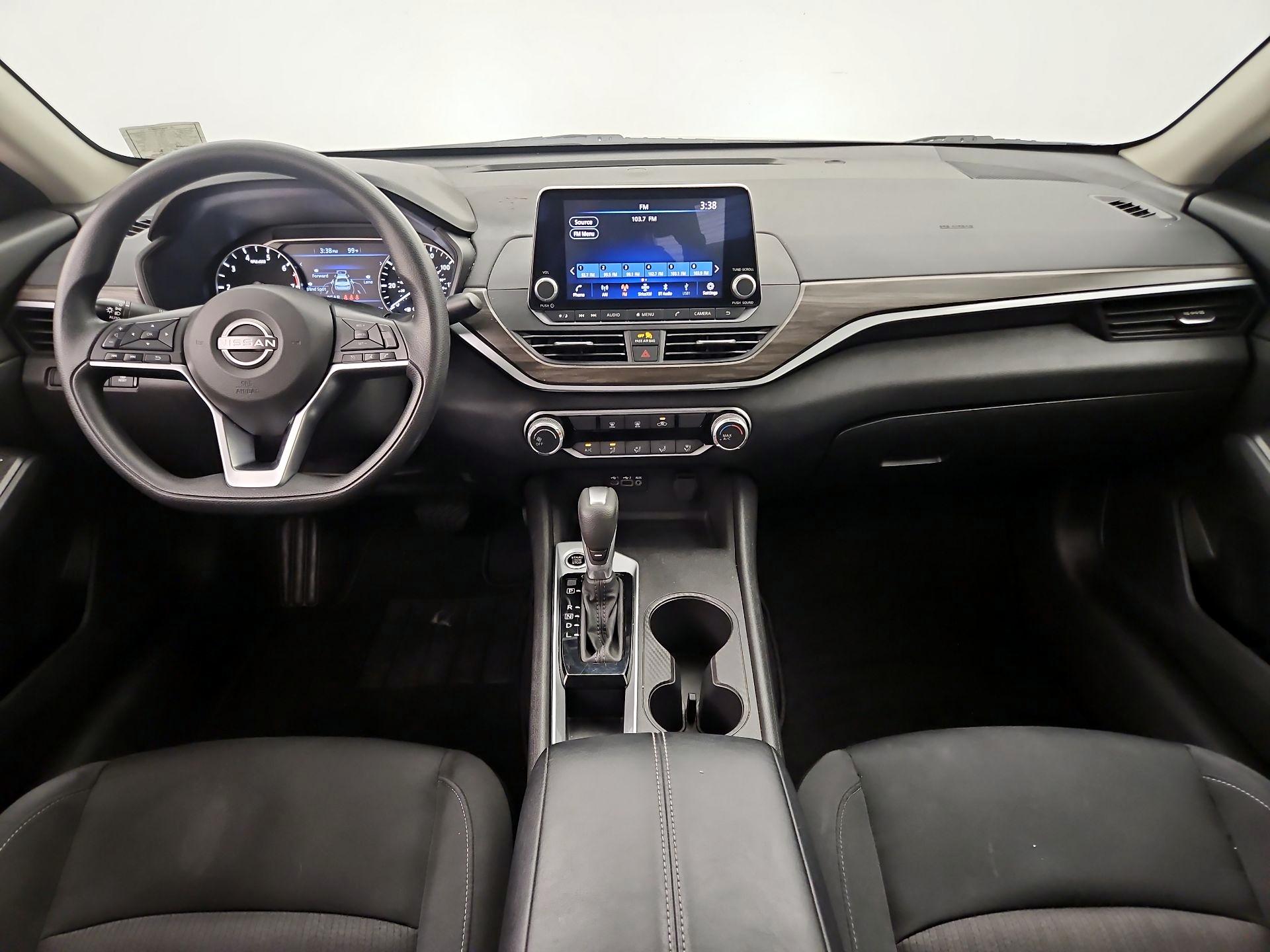 Thumbnail: 2025 Nissan Altima - 9