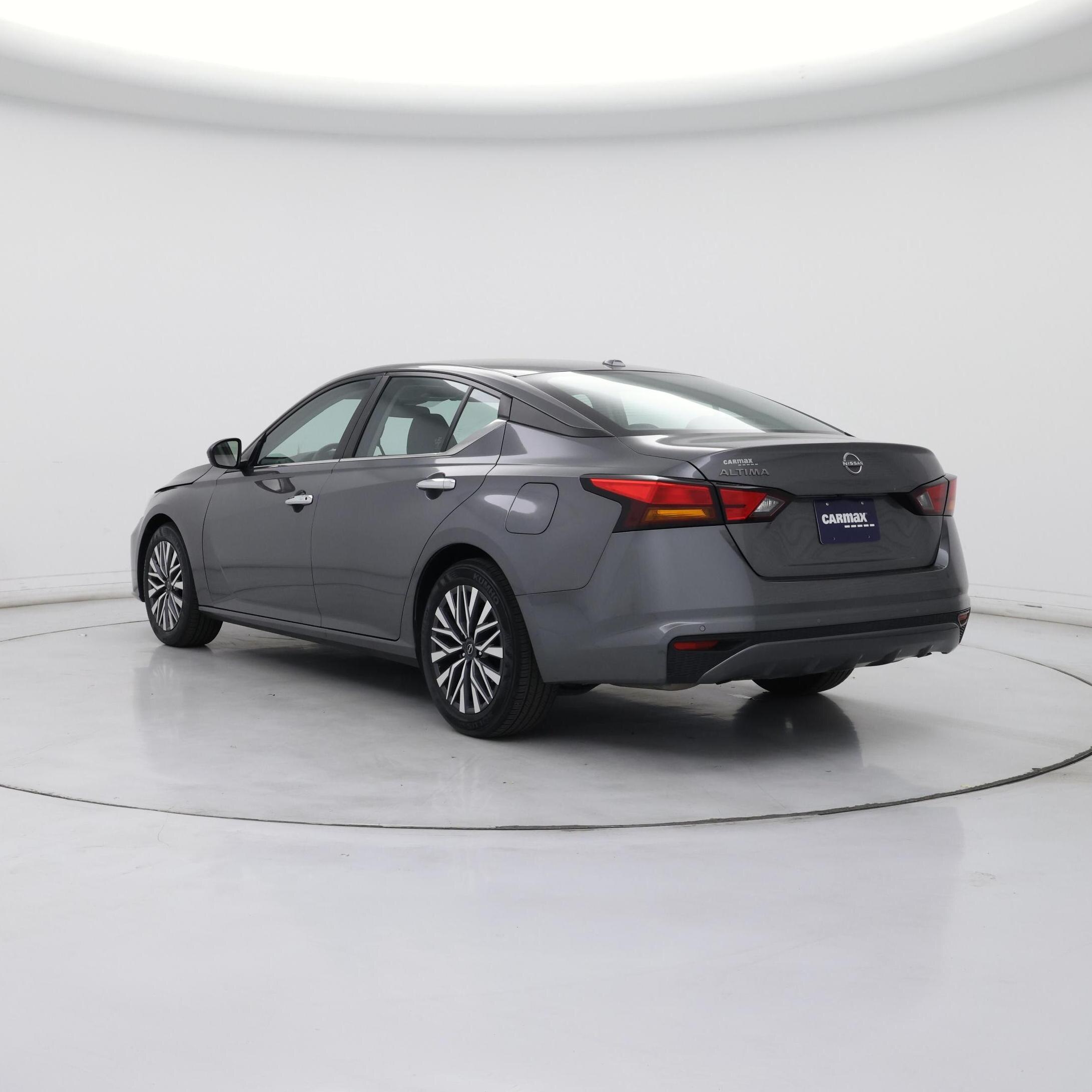 Thumbnail: 2025 Nissan Altima - 2