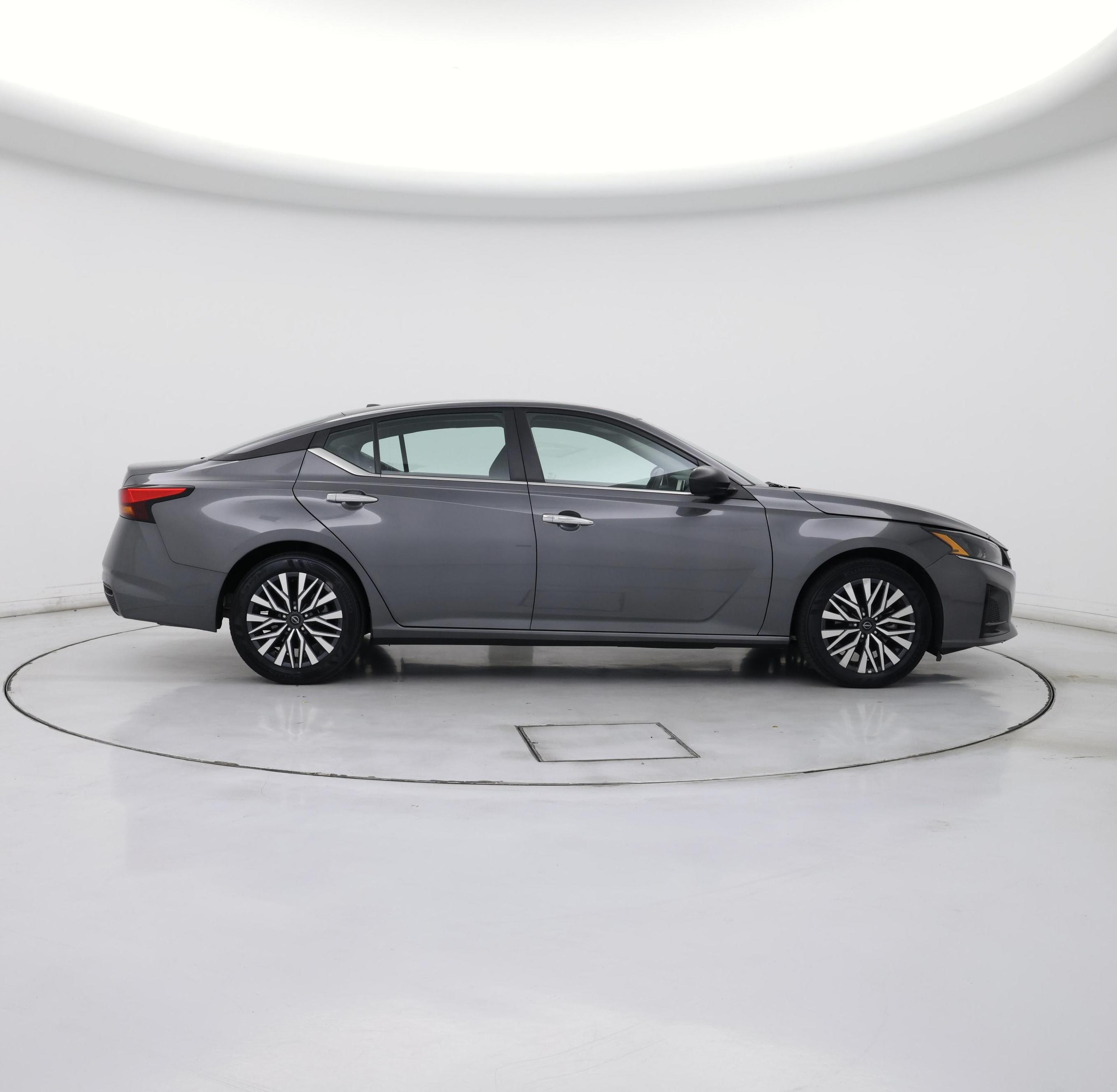 Thumbnail: 2025 Nissan Altima - 7