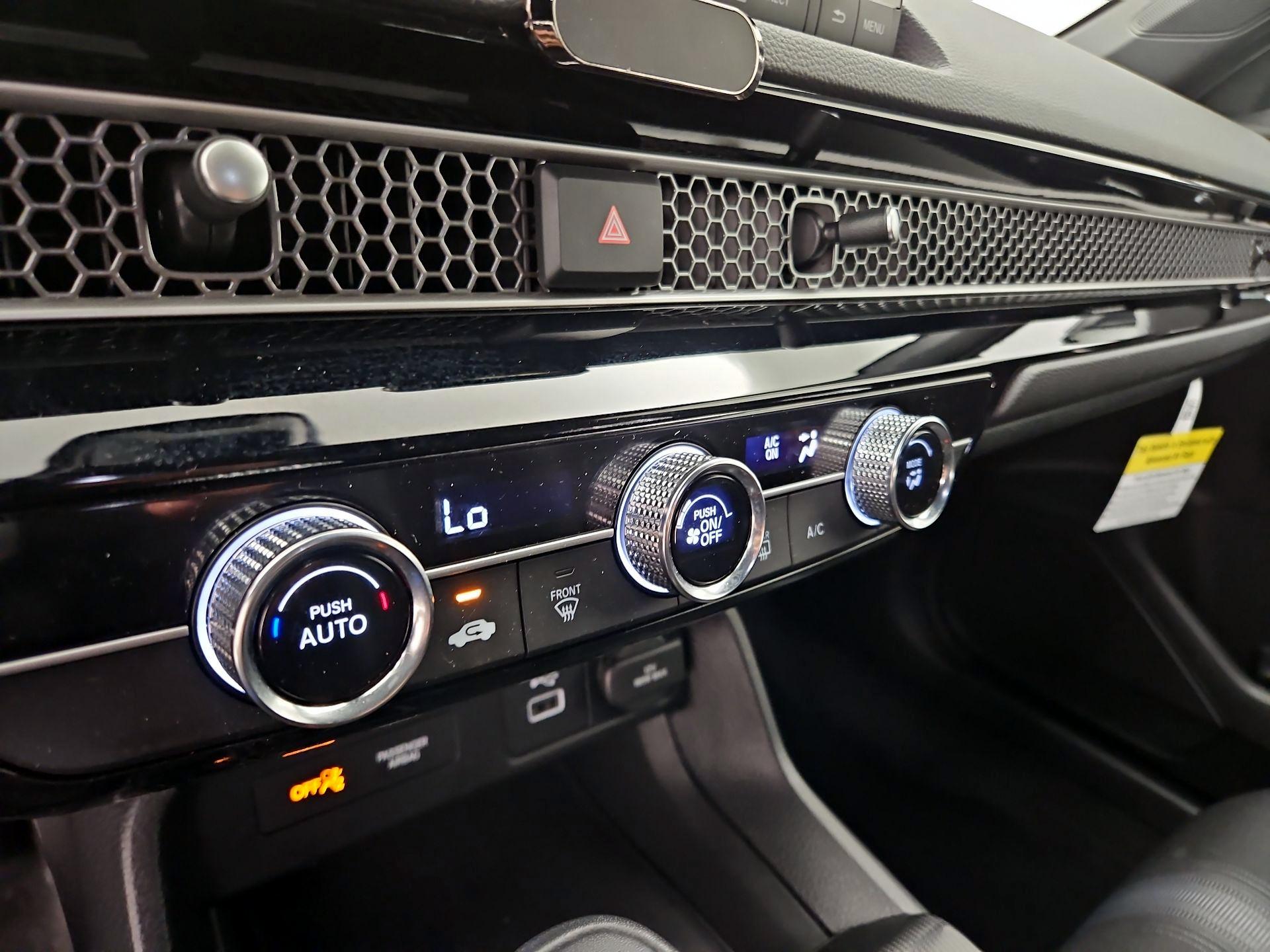 Thumbnail: 2024 Honda Civic - 16