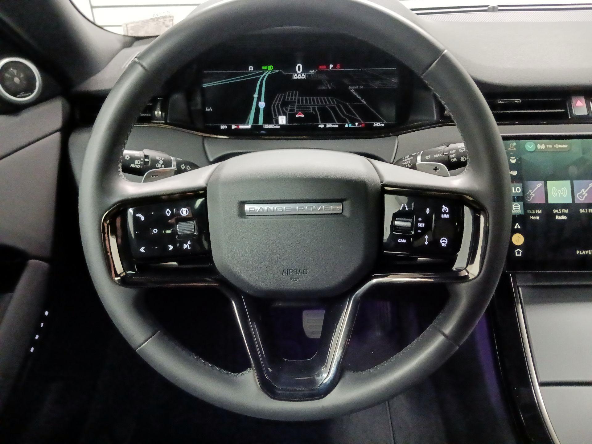 Thumbnail: 2024 Land Rover Range Rover Evoque - 10