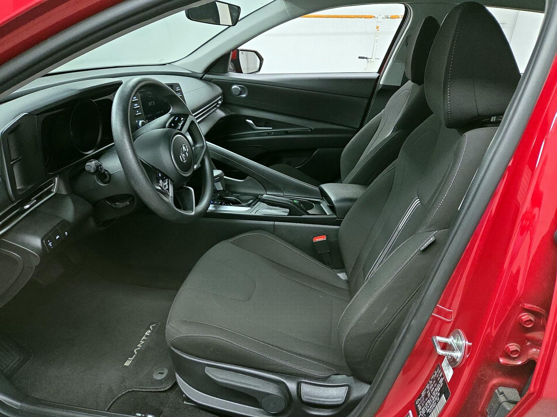 Thumbnail: 2023 Hyundai Elantra - 9