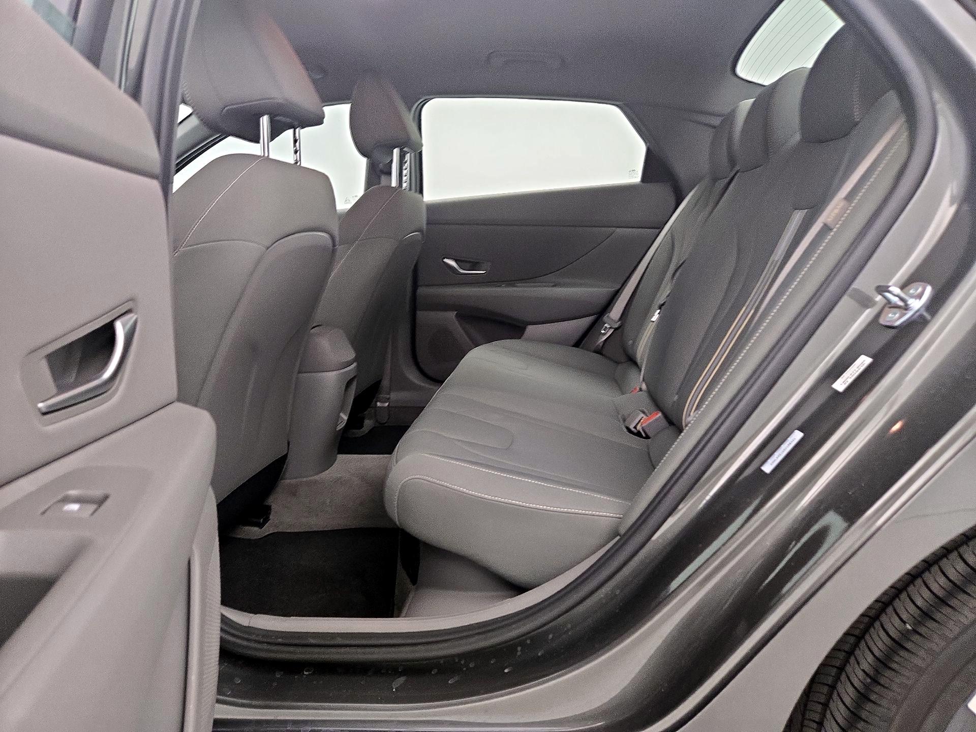 Thumbnail: 2025 Hyundai Elantra - 20