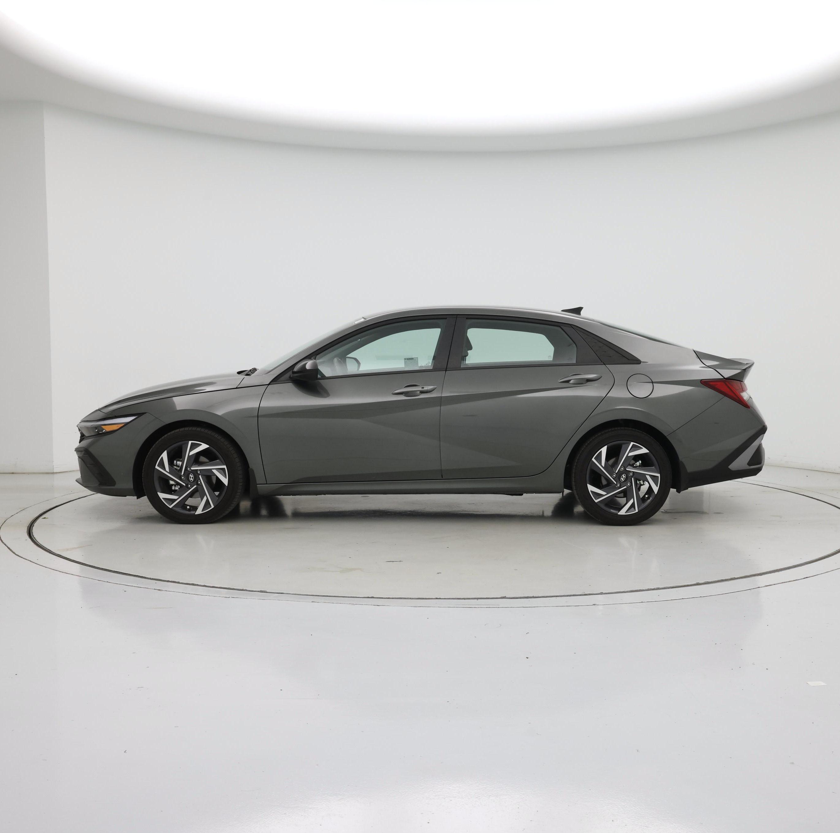 Thumbnail: 2025 Hyundai Elantra - 3