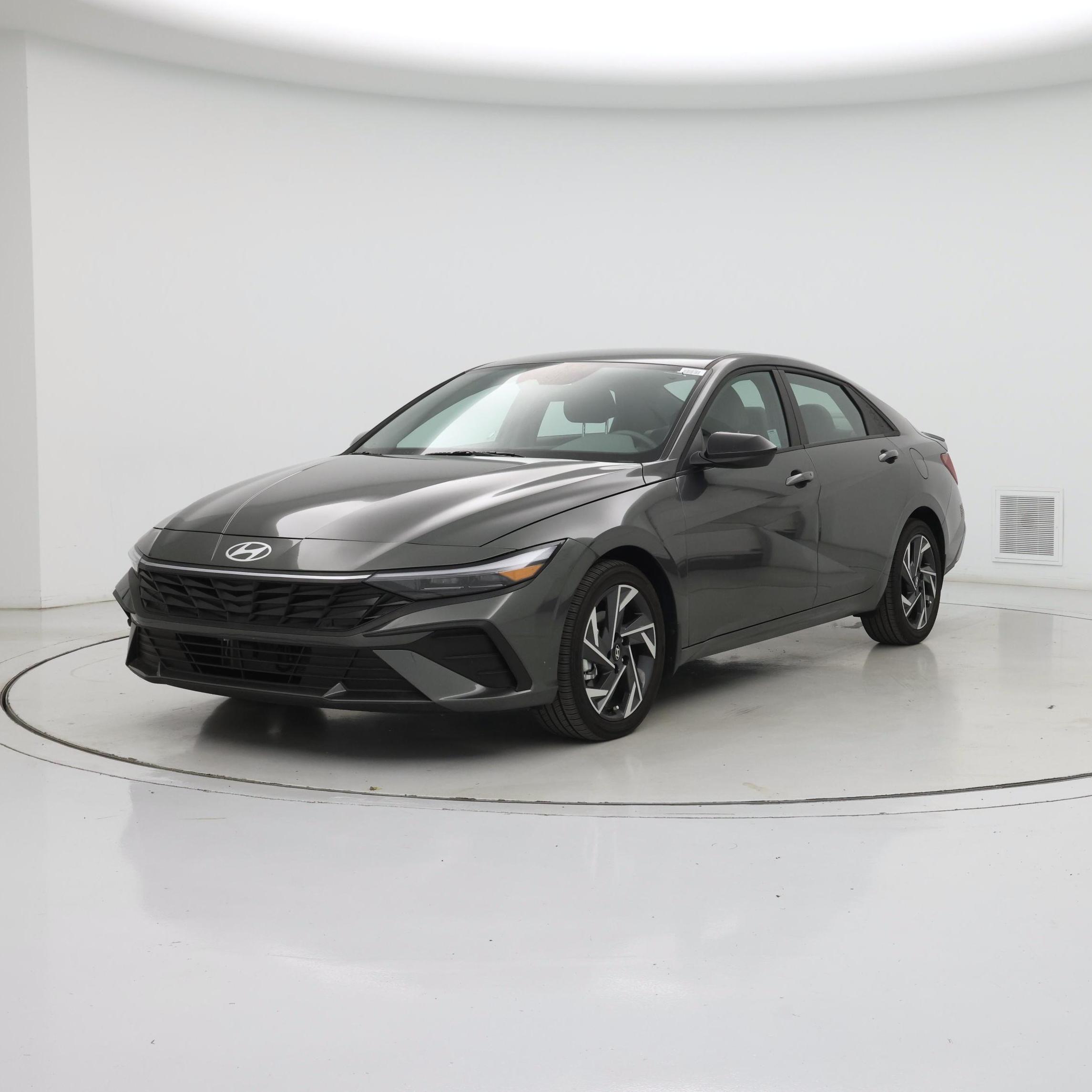 Thumbnail: 2025 Hyundai Elantra - 4