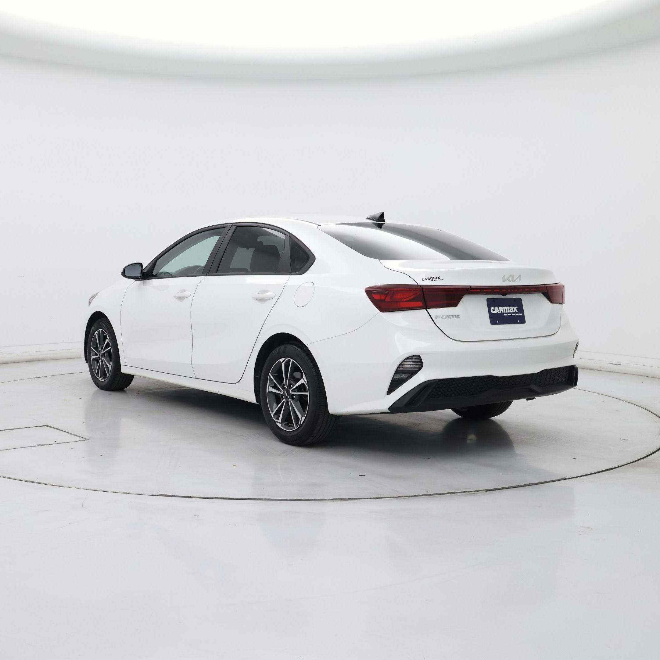 Thumbnail: 2023 Kia Forte - 2