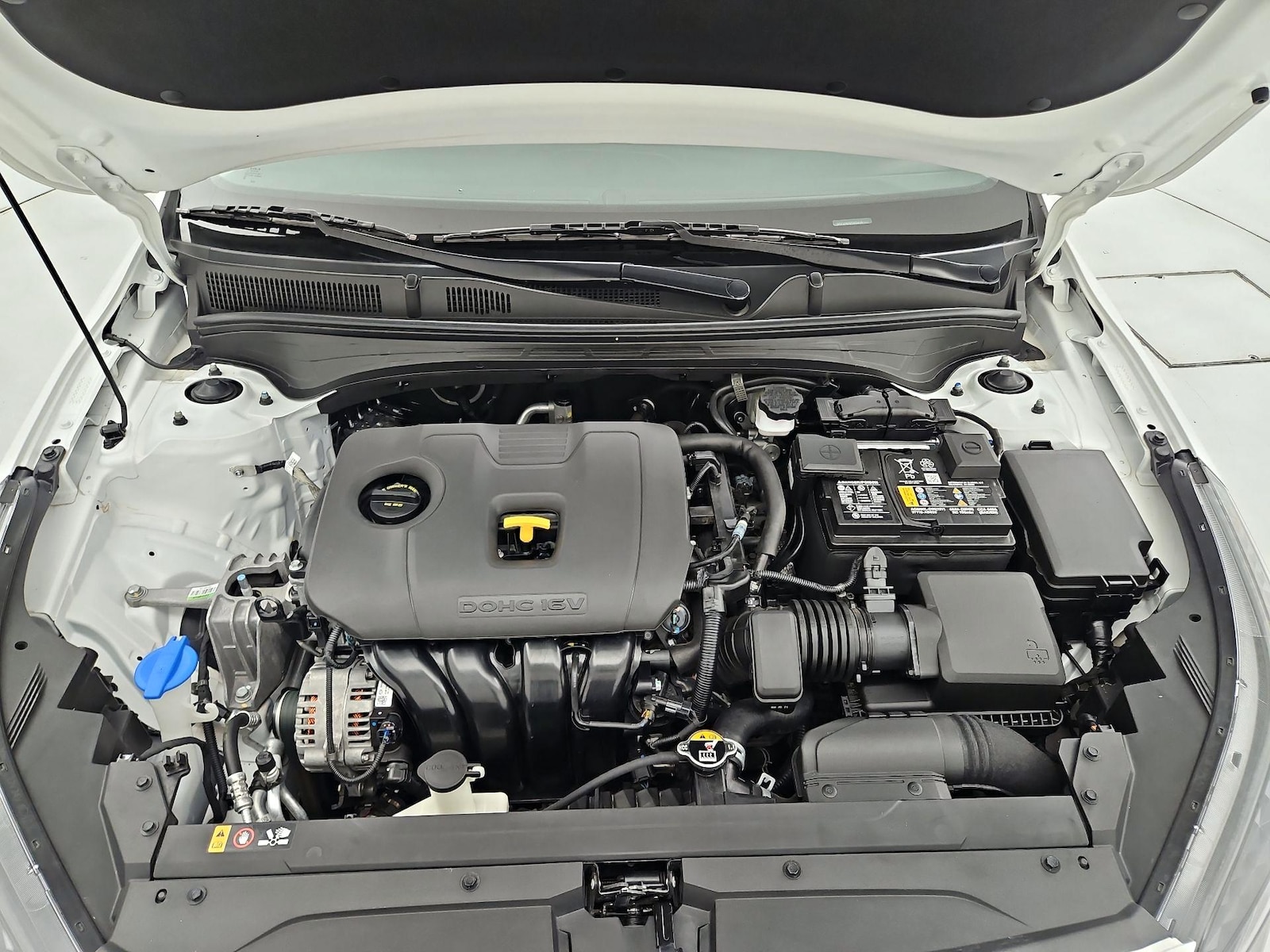 2023 Kia Forte LXS - Photo 22