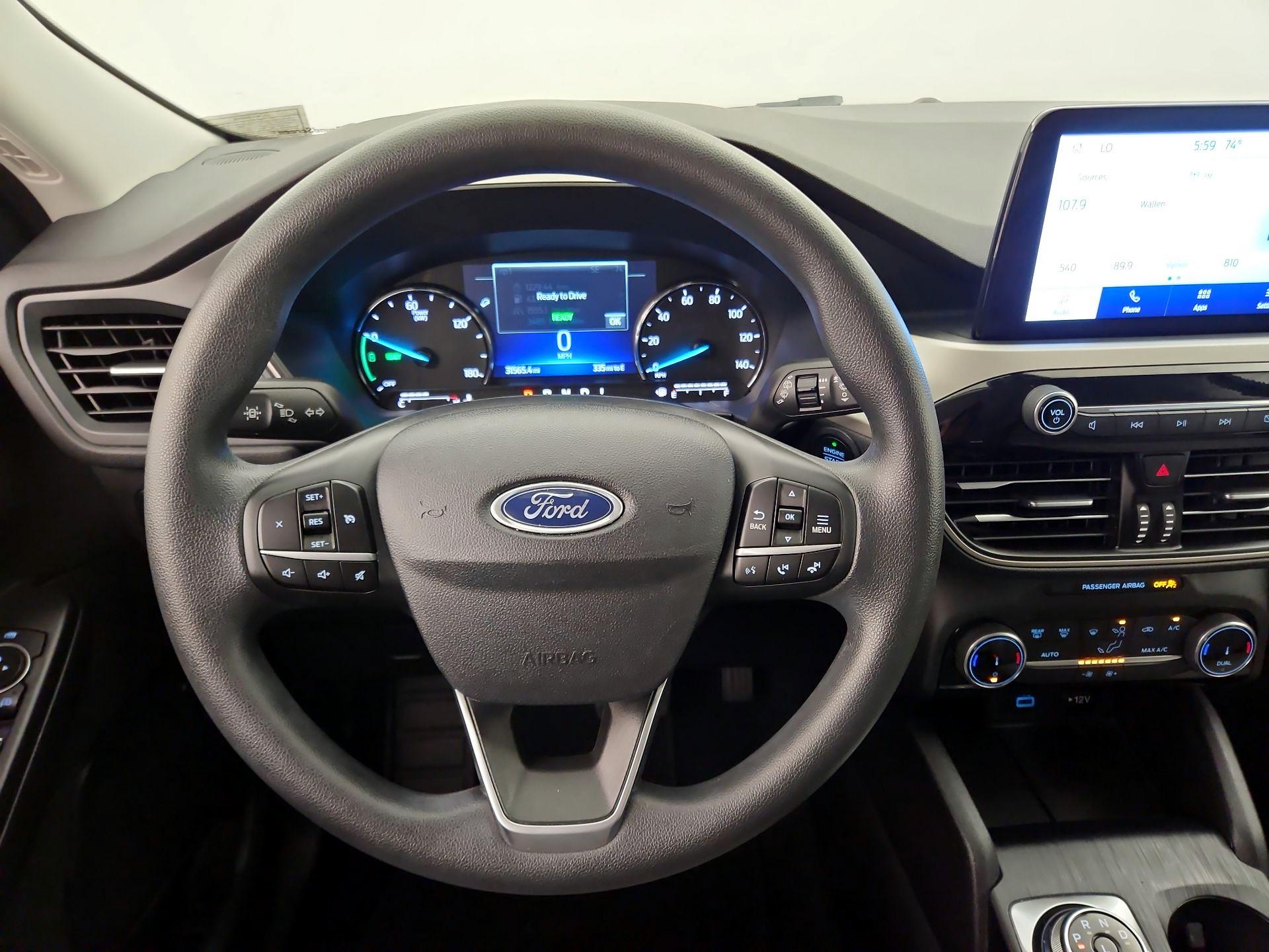 Thumbnail: 2022 Ford Escape - 10