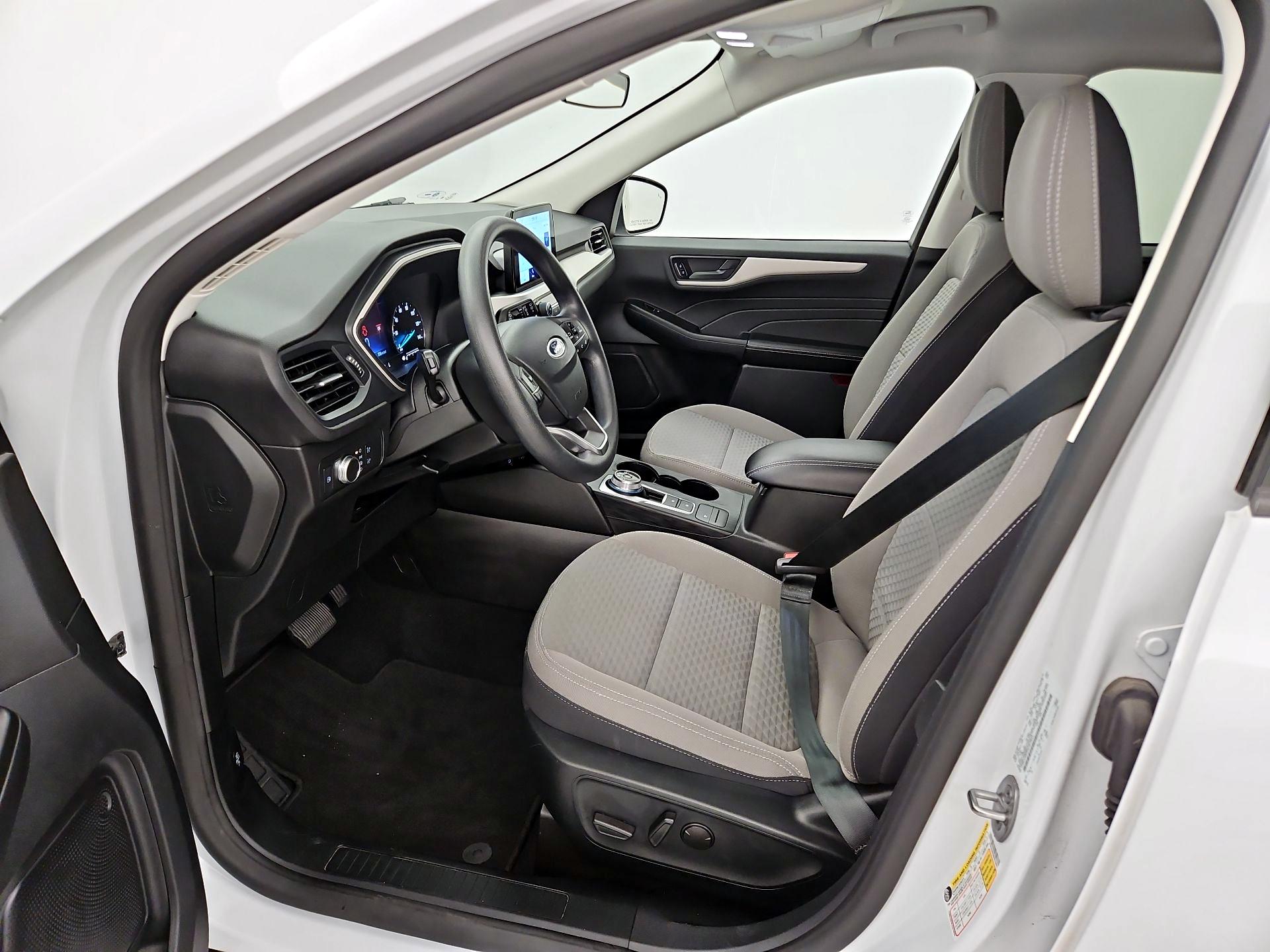 Thumbnail: 2022 Ford Escape - 11
