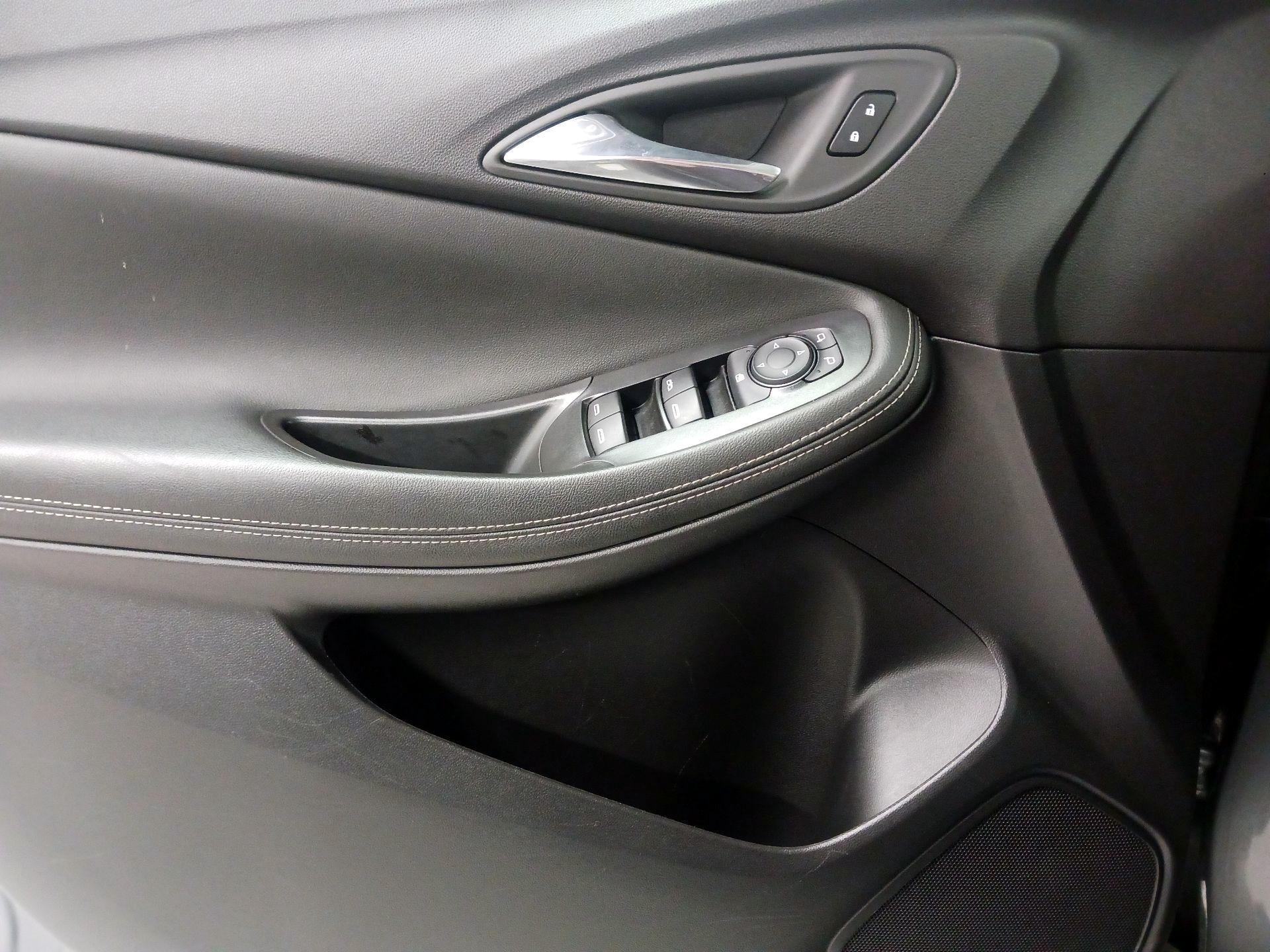 Thumbnail: 2025 Buick Encore GX - 10