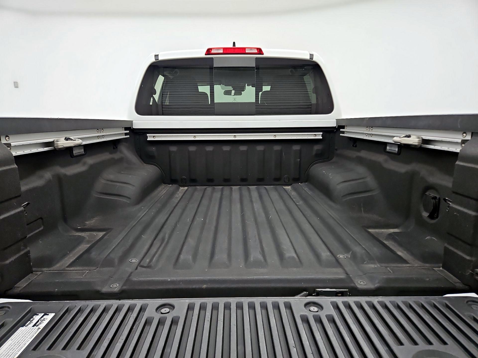 Thumbnail: 2023 Nissan Frontier - 20