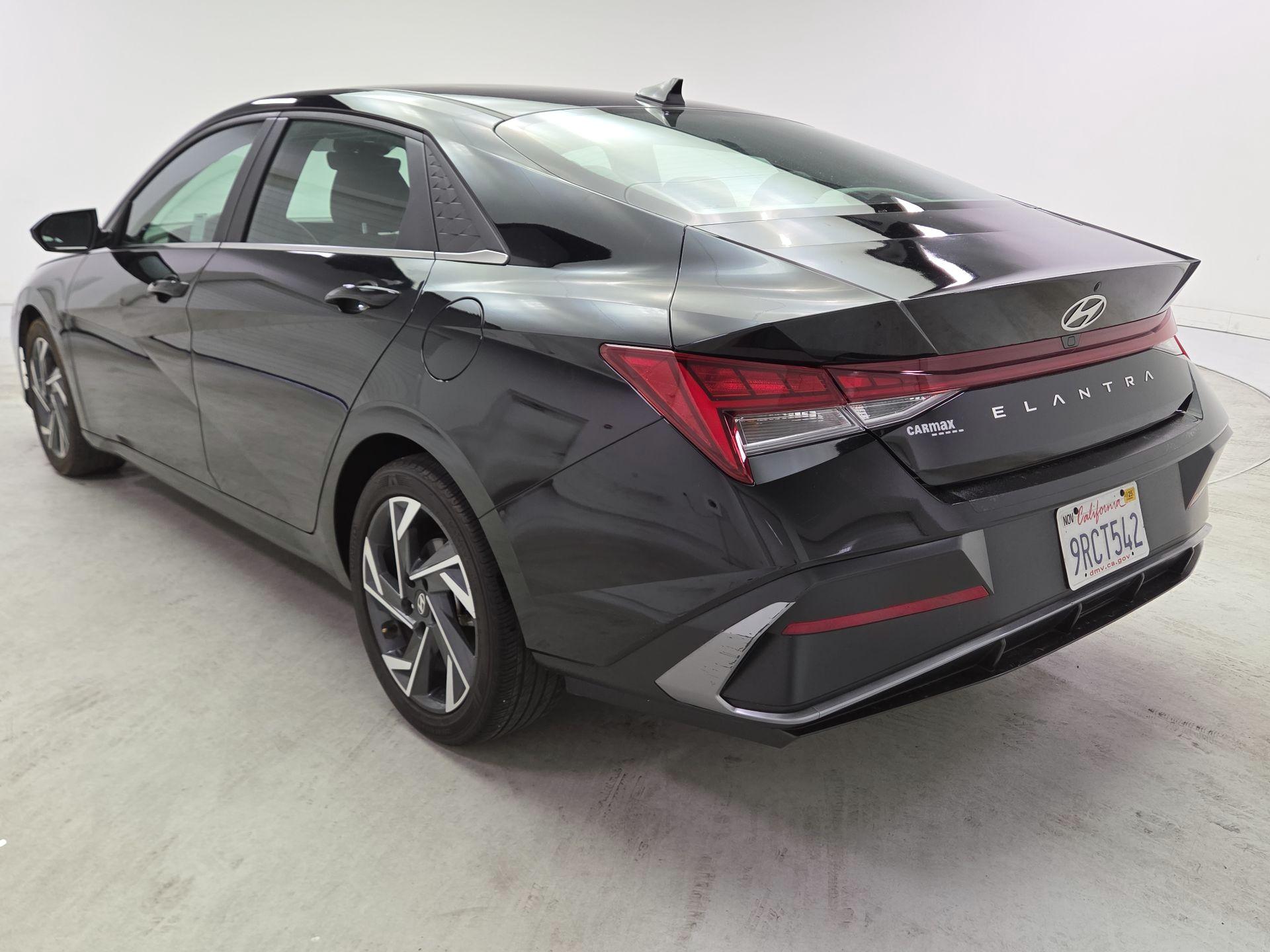 Thumbnail: 2024 Hyundai Elantra - 7