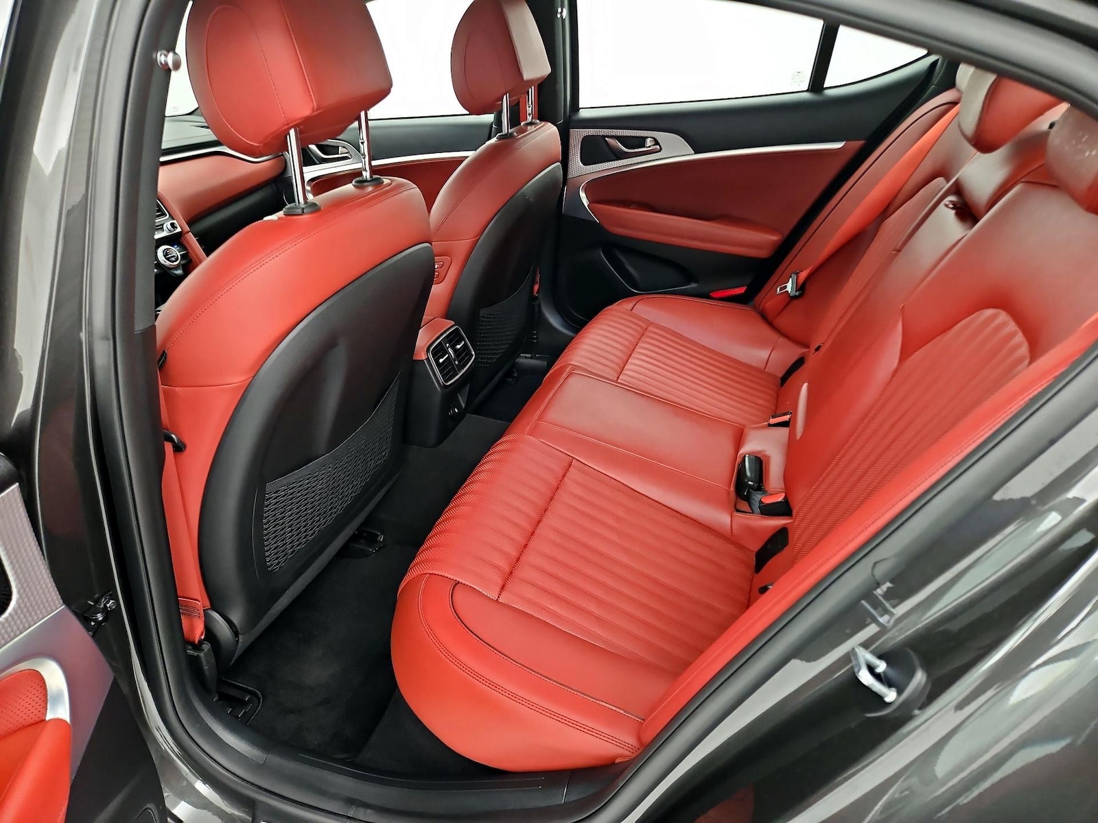 2023 GENESIS G70 Standard - Photo 22
