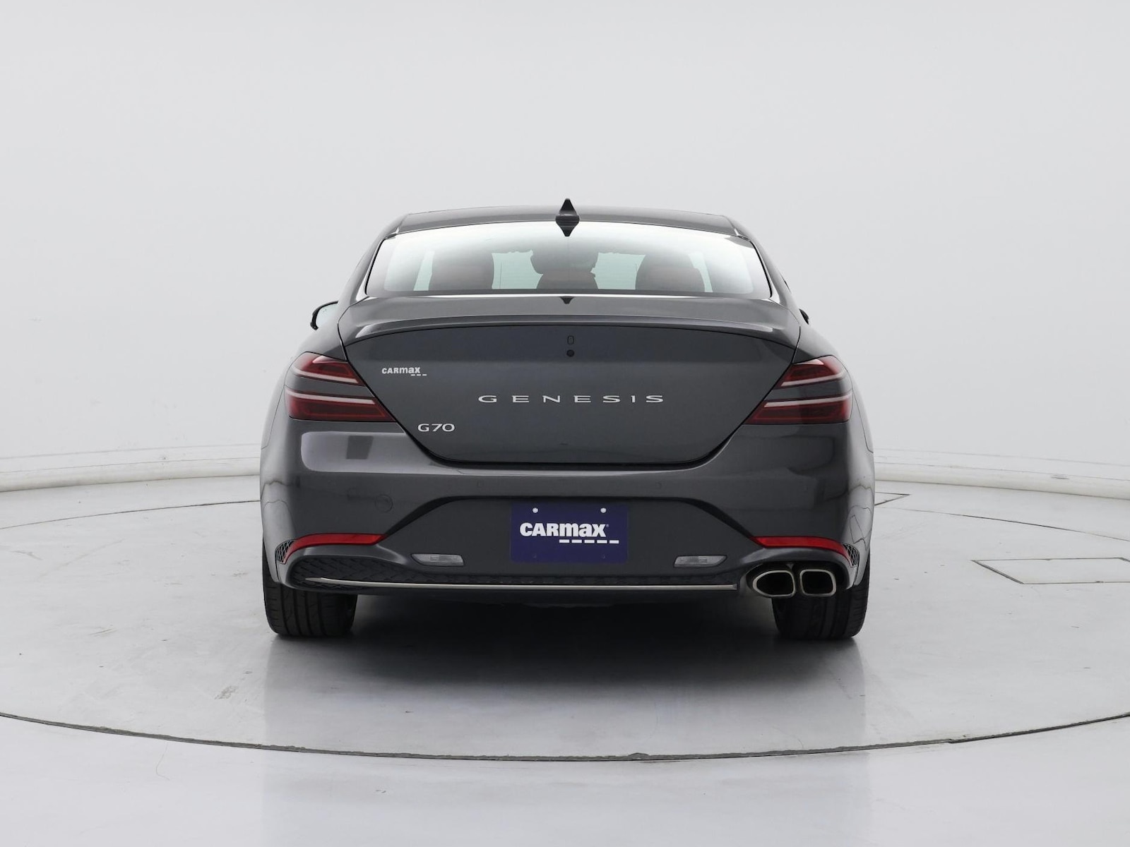 2023 GENESIS G70 Standard - Photo 7