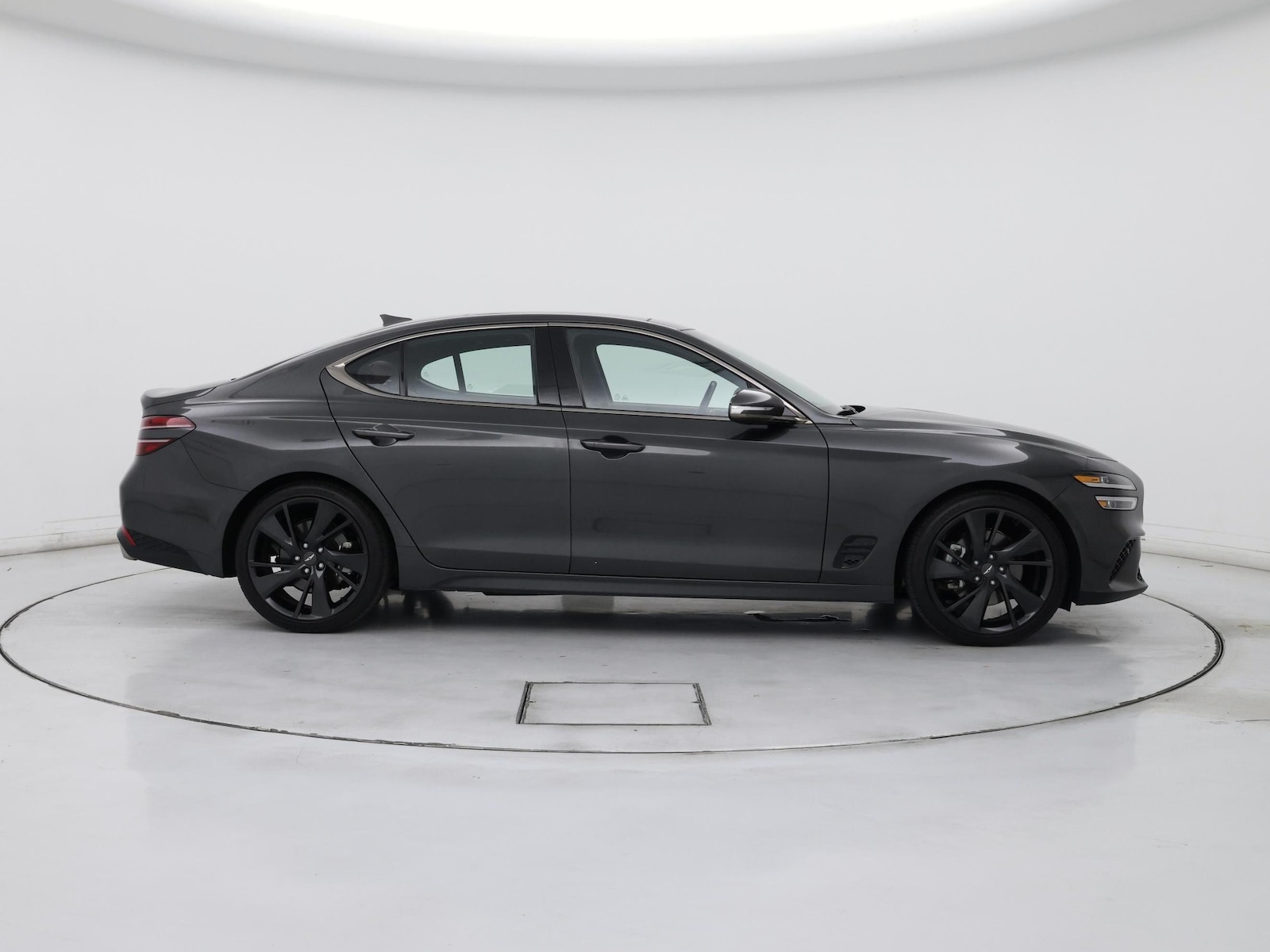 2023 GENESIS G70 Standard - Photo 8
