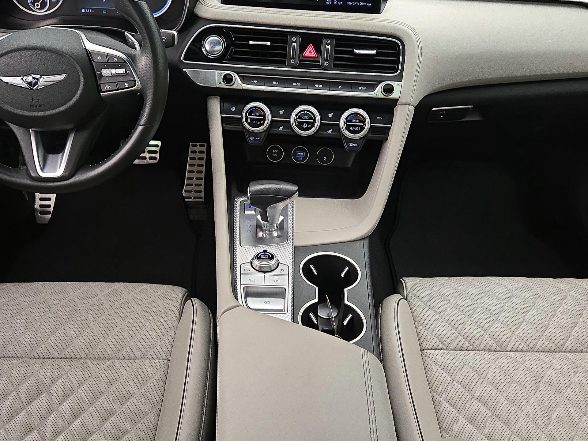 Thumbnail: 2023 Genesis G70 - 18