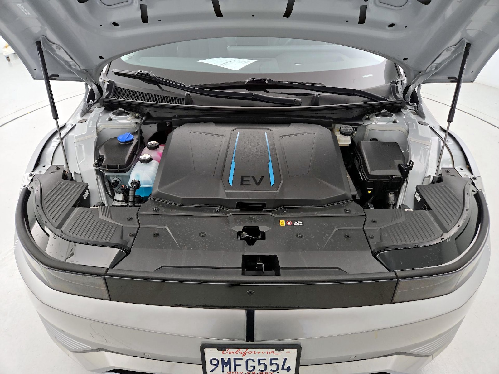 2024 Hyundai IONIQ 5 Limited - Photo 24