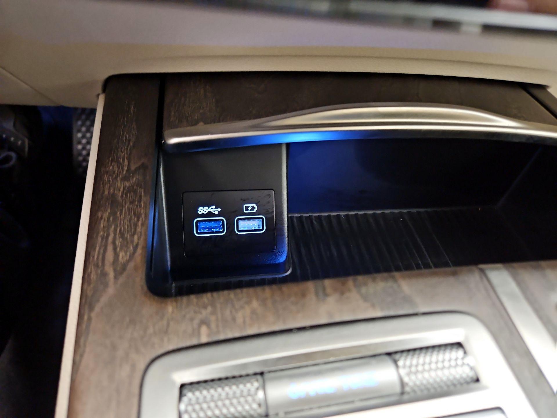 Thumbnail: 2023 Genesis G80 - 19