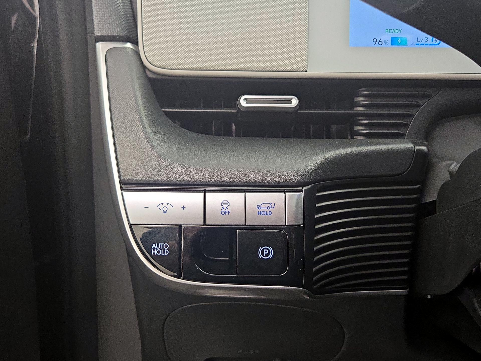Thumbnail: 2024 Hyundai Ioniq 5 - 13