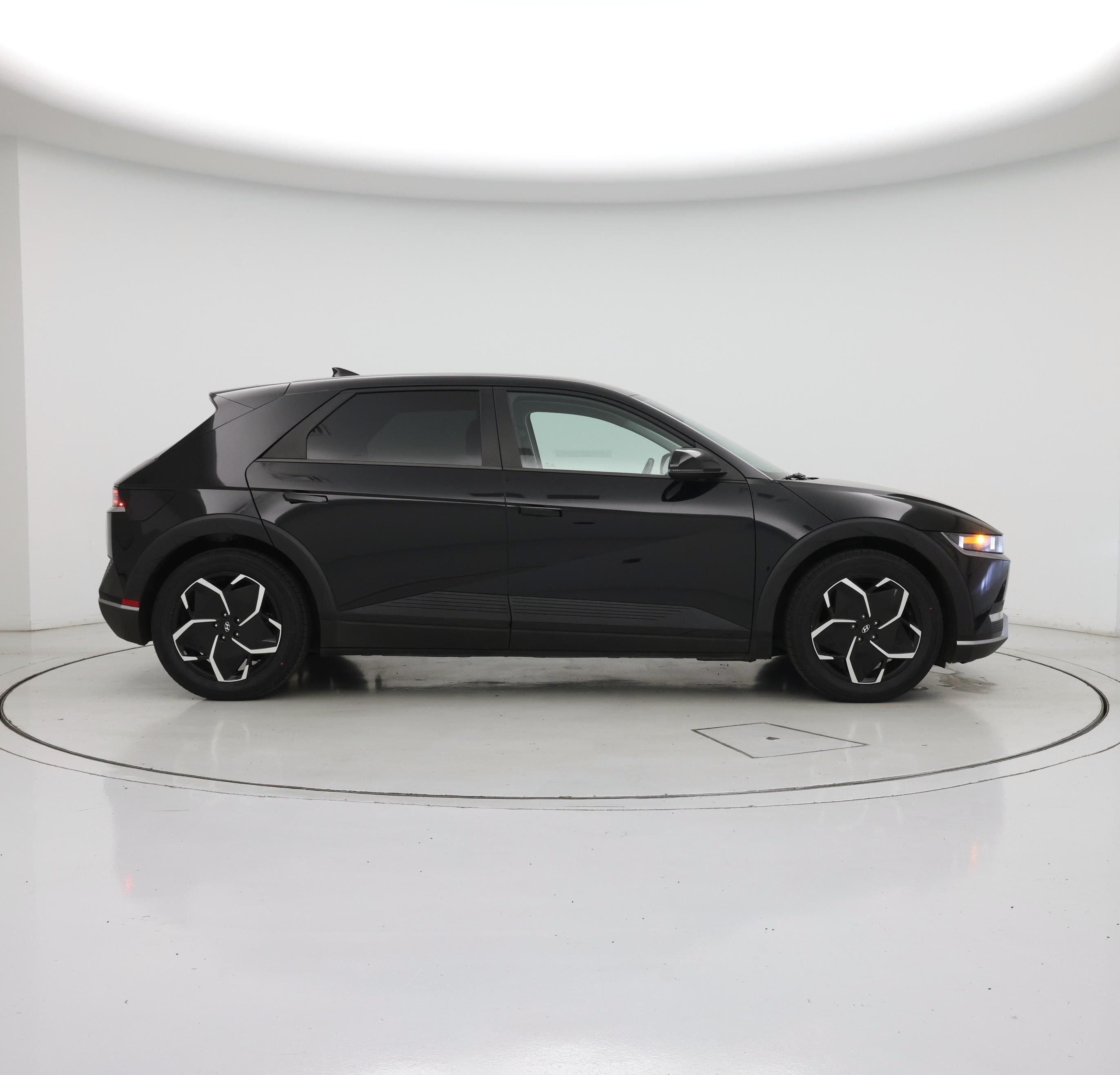 Thumbnail: 2024 Hyundai Ioniq 5 - 7